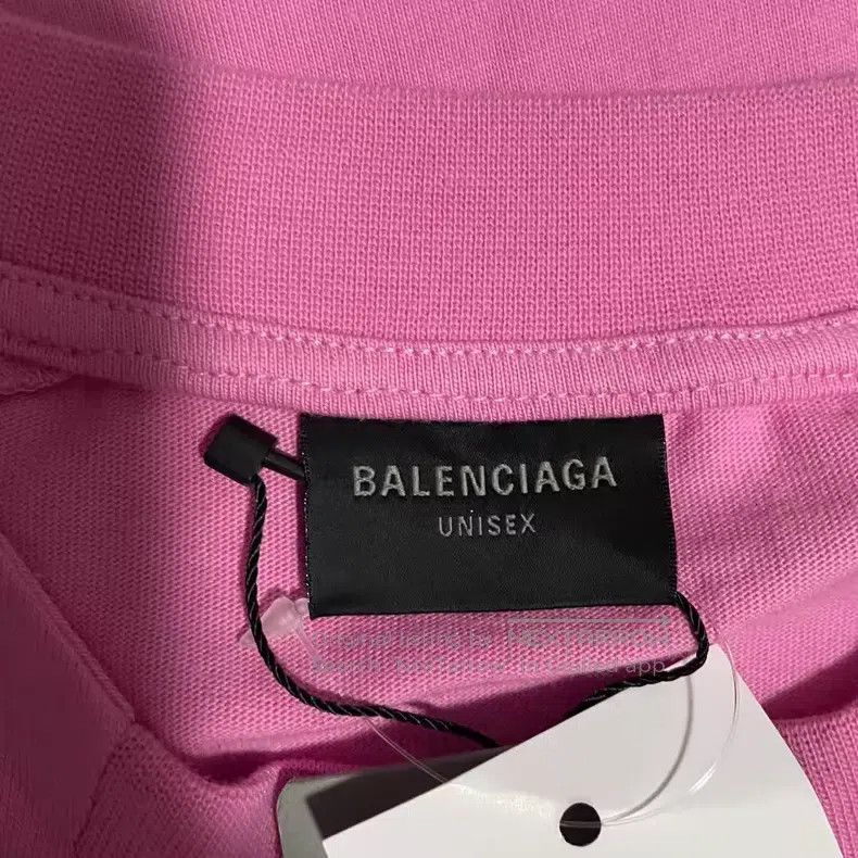 Balenciaga Balenciaga Manchester United Short Sleeve Pink Size US M / EU 48-50 / 2 - 3 Thumbnail