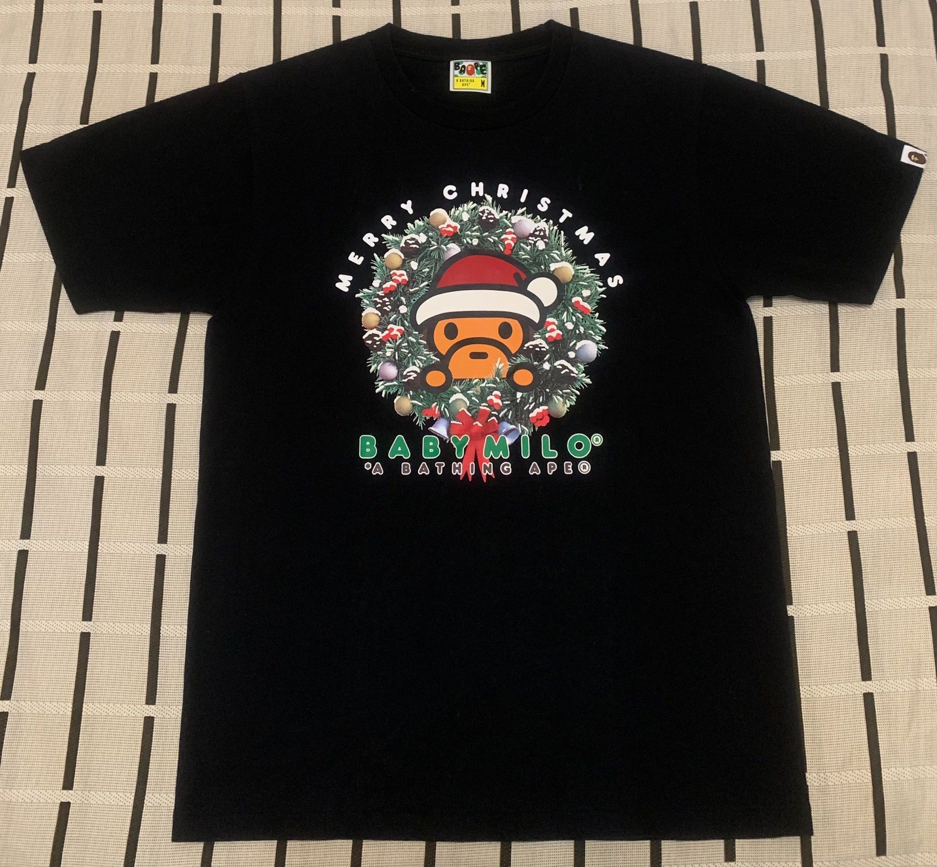 Bape Bape Limited T-Shirt M Men Size US M / EU 48-50 / 2 - 1 Thumbnail