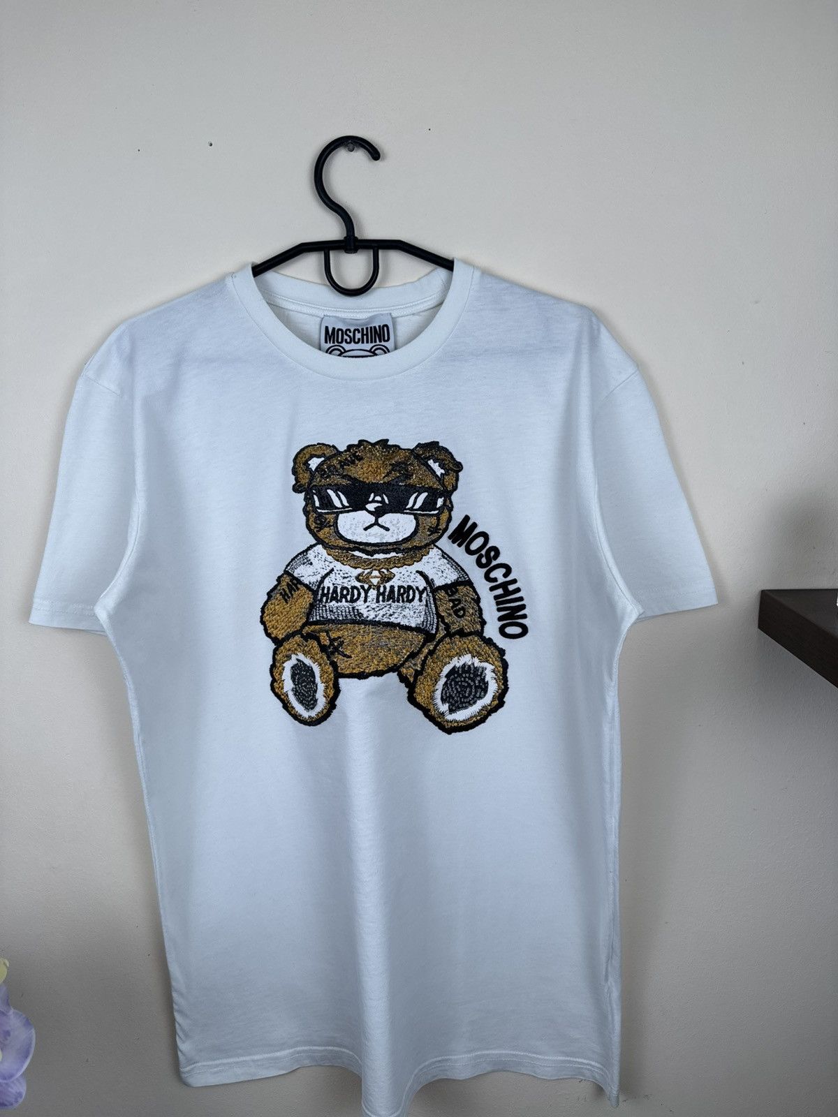 Moschino Moschino T shirt Teddy Bear Hardy White Mens Luxury Hype Size US XXL / EU 58 / 5 - 8 Thumbnail