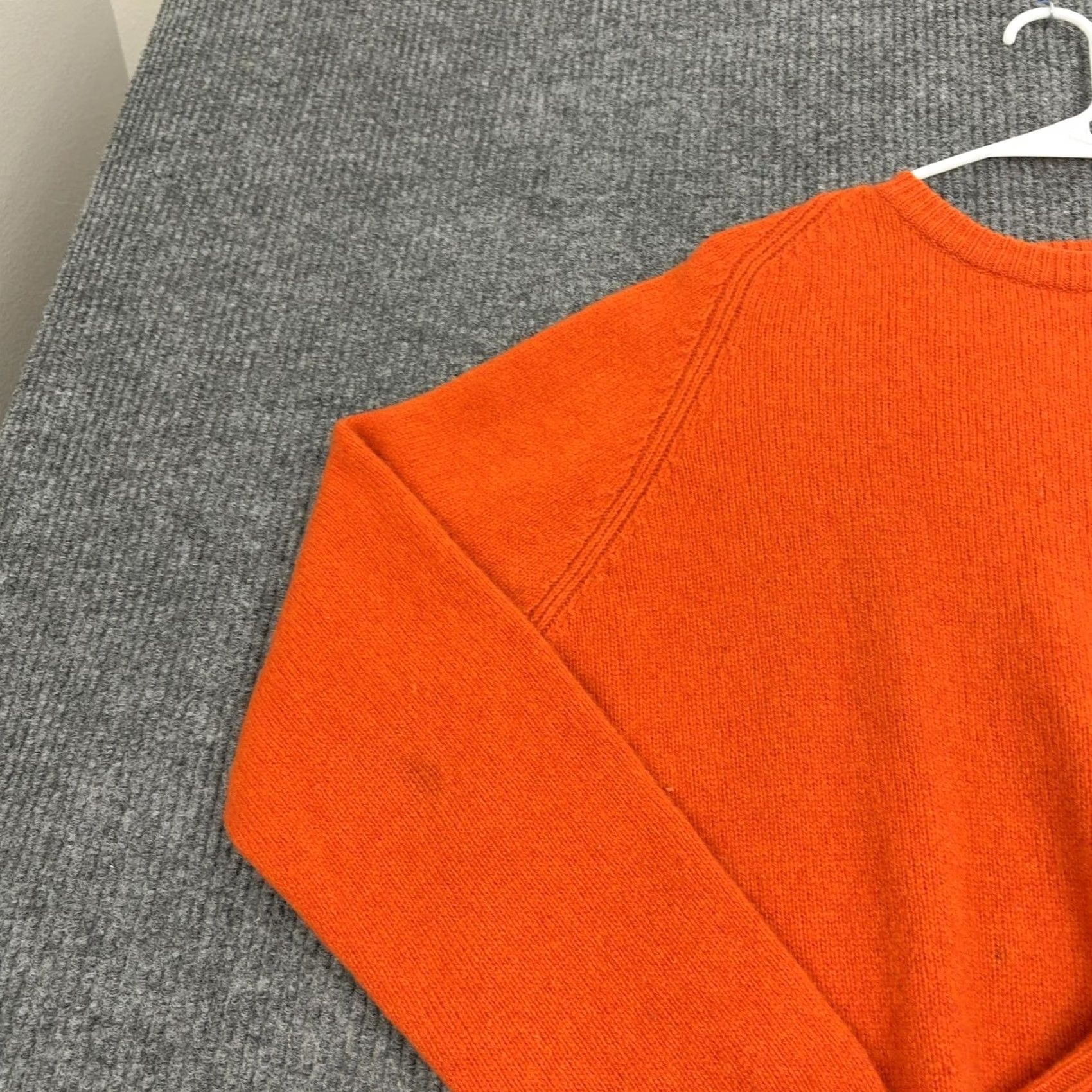 J.Crew J.CREW Sweater Mens XL Orange Wool Raglan Sleeve Crewneck Classic Preppy Size US XL / EU 56 / 4 - 4 Thumbnail