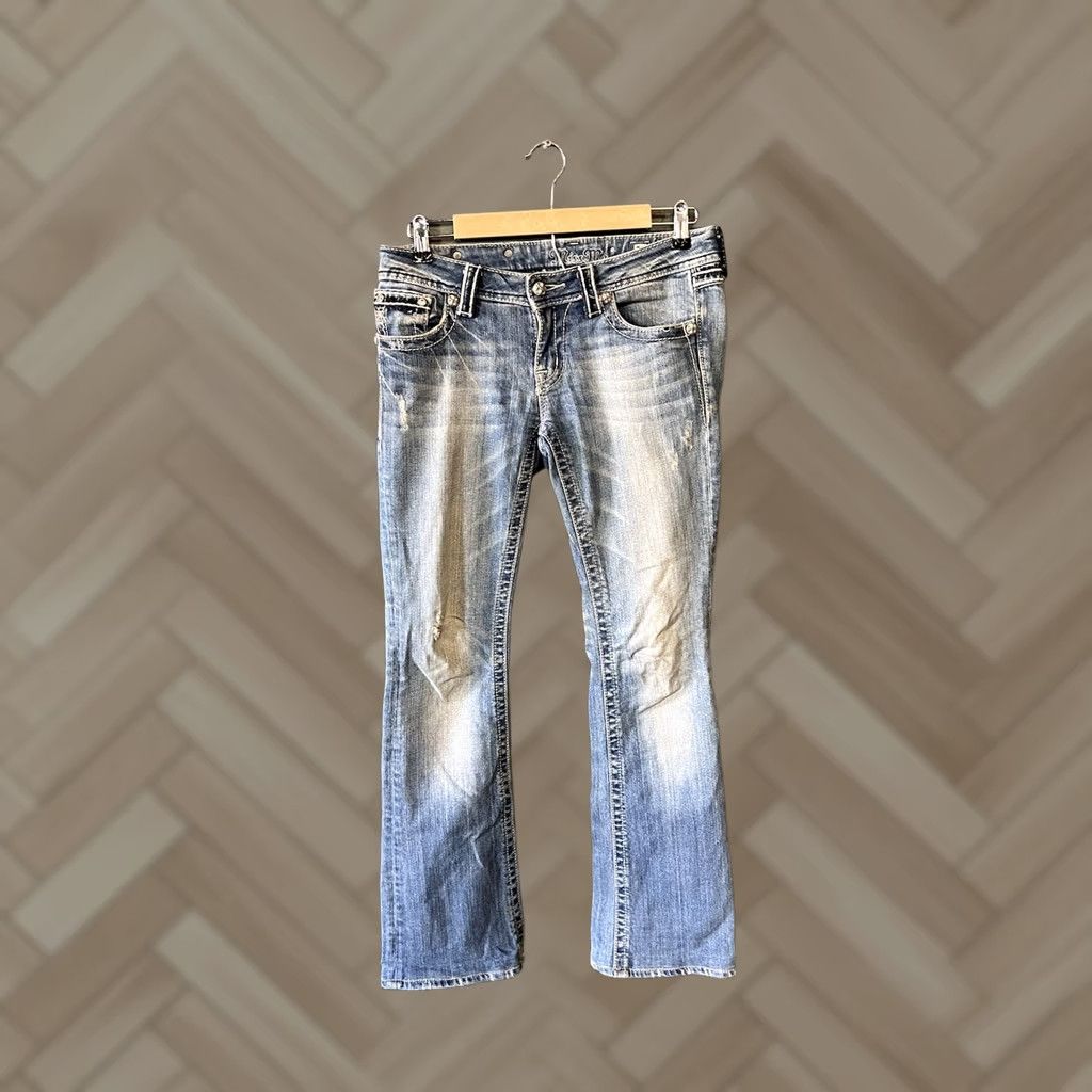Miss Me Miss Me Bootcut Jeans Women’s 28 Dark Wash Blue JP5182B Embellished Size 28" / US 6 / IT 42 - 1 Thumbnail