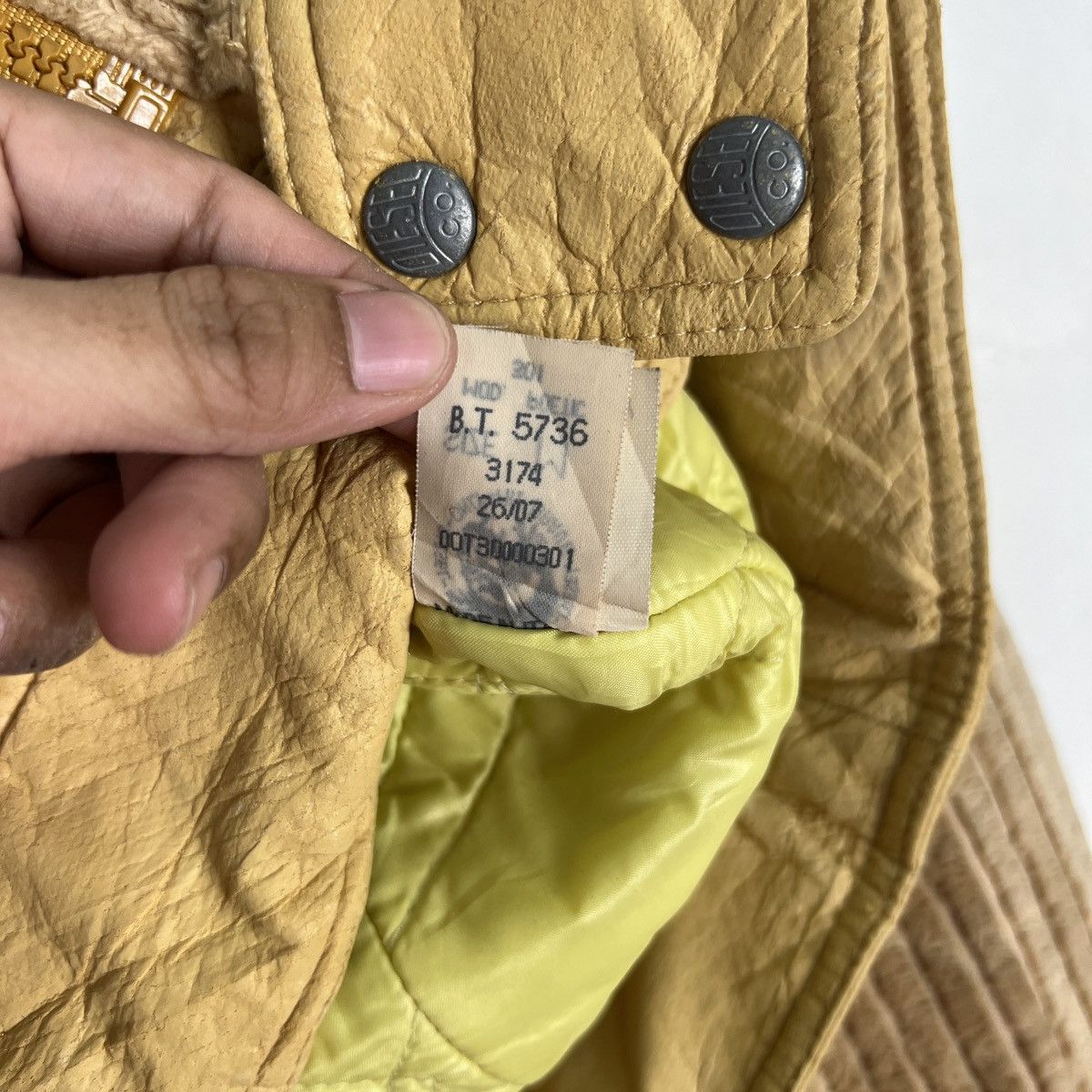 Diesel 🔥 90s DIESEL CORDUROY JACKET MADE IN ITALY Size M / US 6-8 / IT 42-44 - 15 Thumbnail