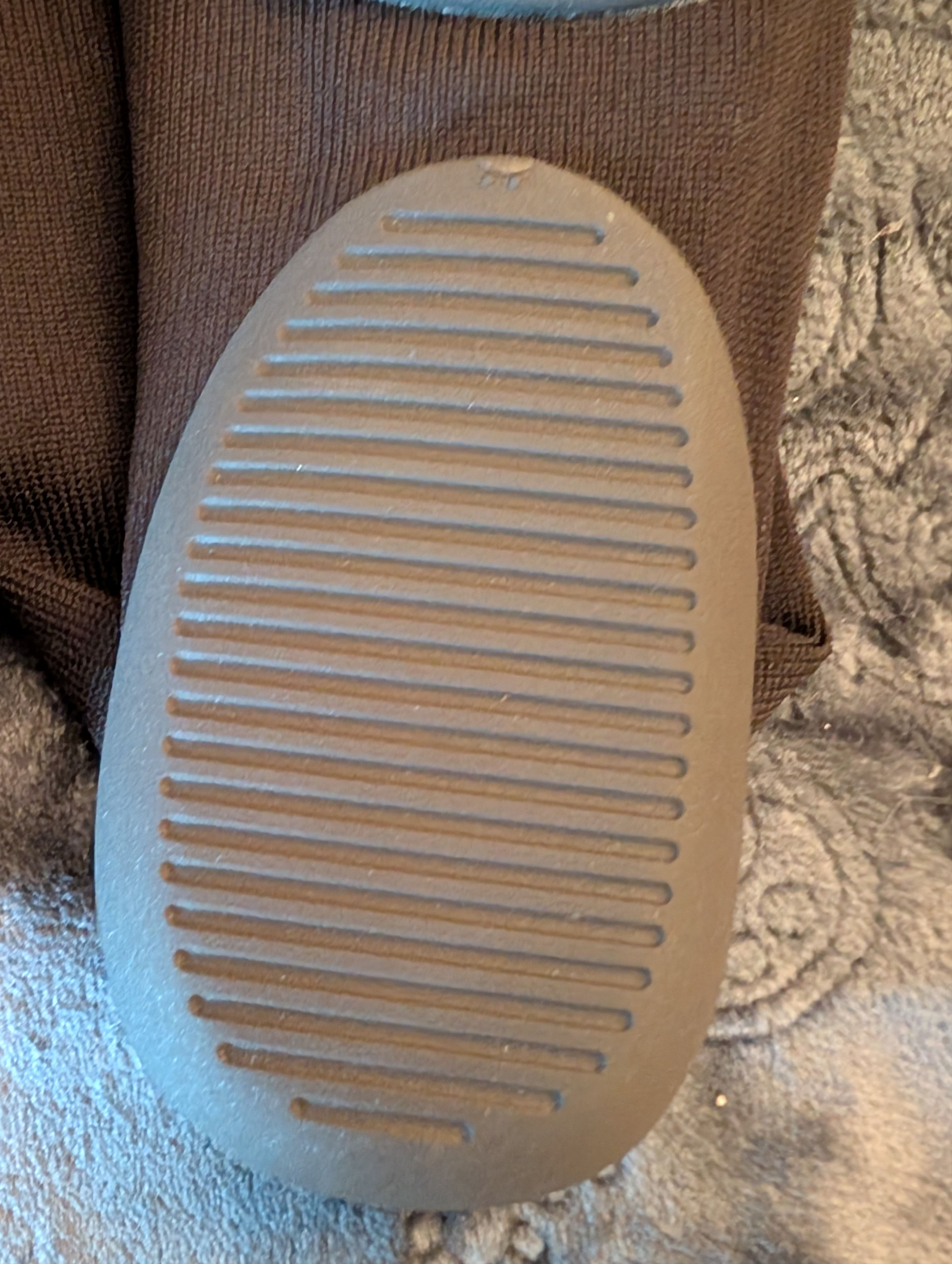 Yeezy YZY Pods - size 2 Size US 9 / EU 42 - 6 Thumbnail
