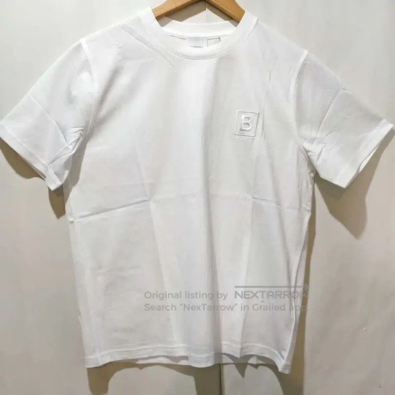 Burberry Burberry Summer White Cotton Embroidered T-Shirt. Size M / US 6-8 / IT 42-44 - 1 Thumbnail