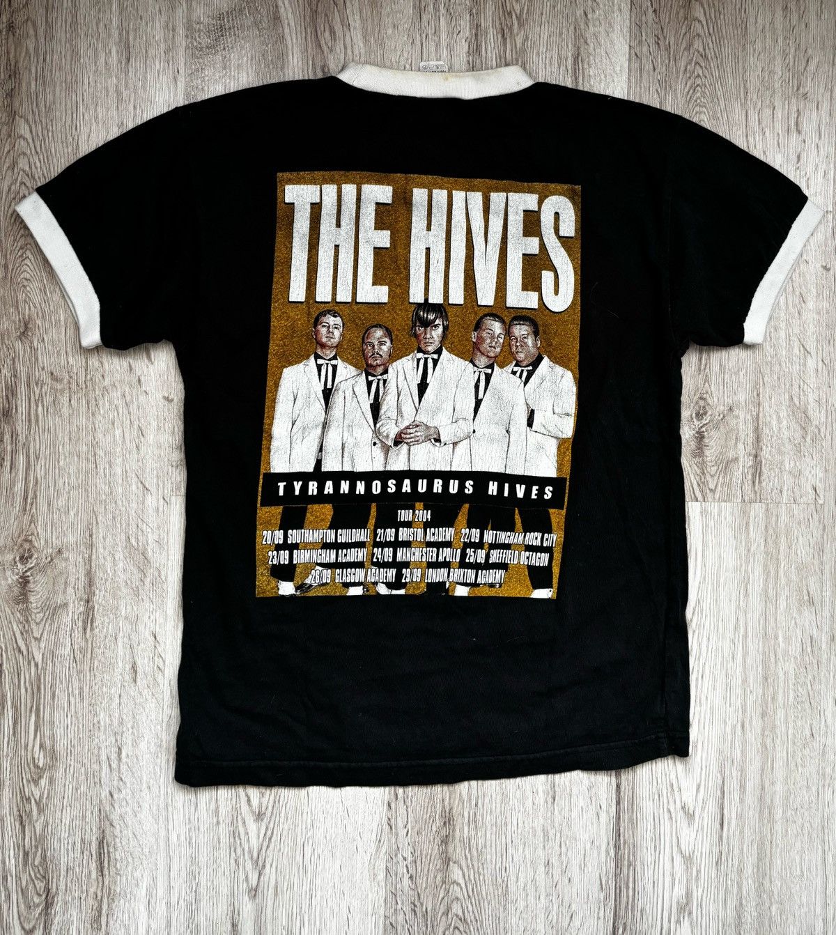 Other The Hives “Tyrannosaurus Hives” 2004 Tour T-Shirt S Grey Size US S / EU 44-46 / 1 - 2 Thumbnail