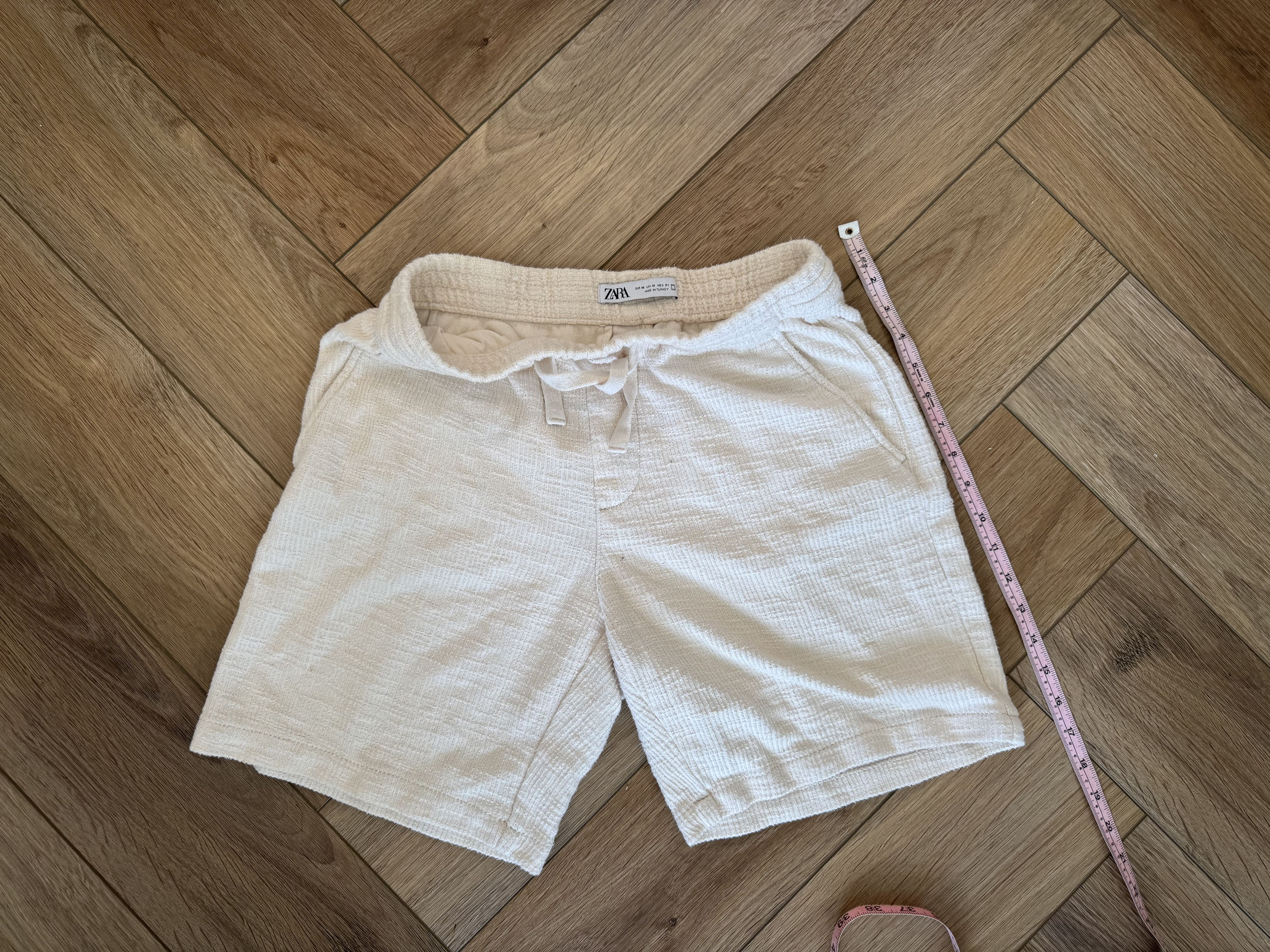 Zara Cream textured shorts Size US 31 - 1 Thumbnail