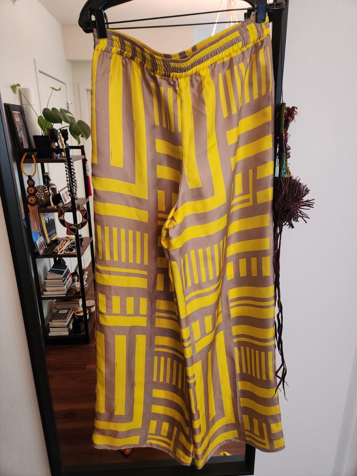 Fendi FF Labyrinth-print silk set ( trousers and blouse) Size 30" / US 8 / IT 44 - 7 Thumbnail