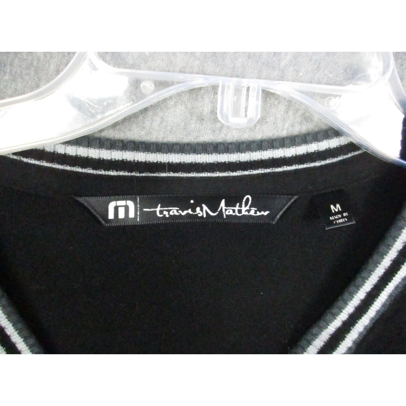 TravisMathew Travis Mathew Sweater Men M Black V Neck Button Striped Trim Golf Size US M / EU 48-50 / 2 - 4 Thumbnail