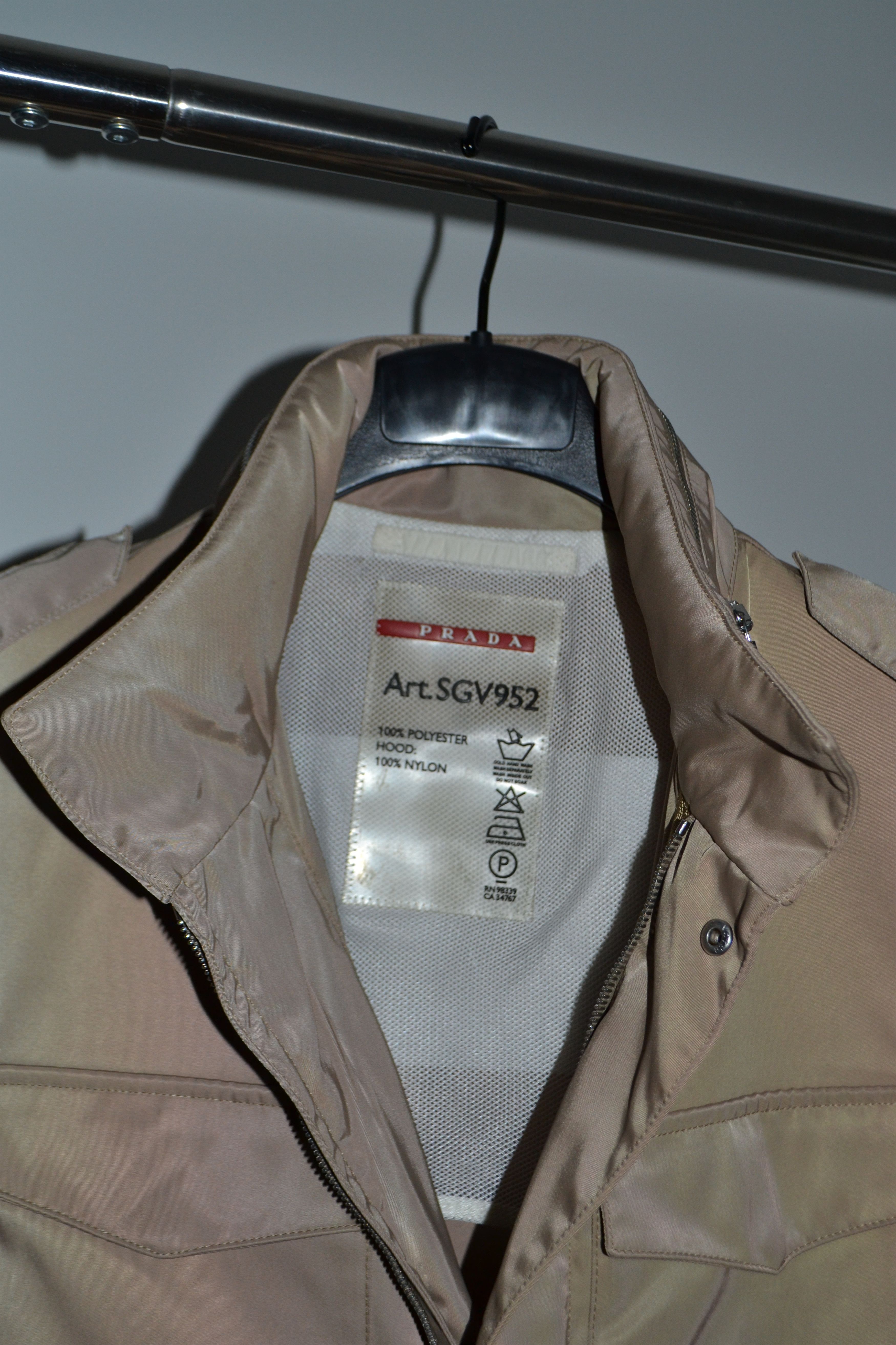 Prada Early 2000s Nylon M65 Military Jacket Size US M / EU 48-50 / 2 - 4 Thumbnail
