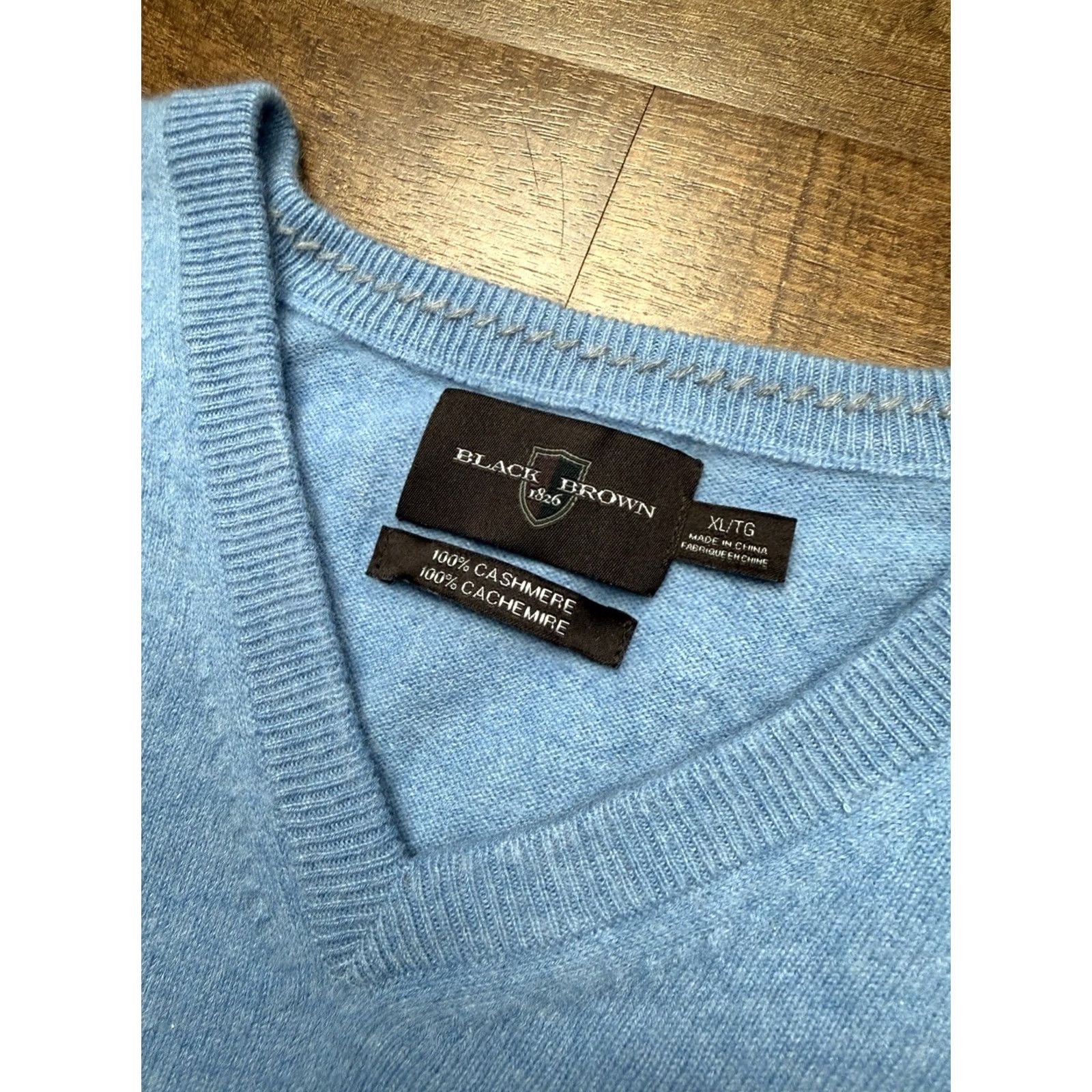 Vintage Black Brown 1826 Sweater Mens XL Blue Cashmere Light Neck Men Size Size US XL / EU 56 / 4 - 5 Thumbnail