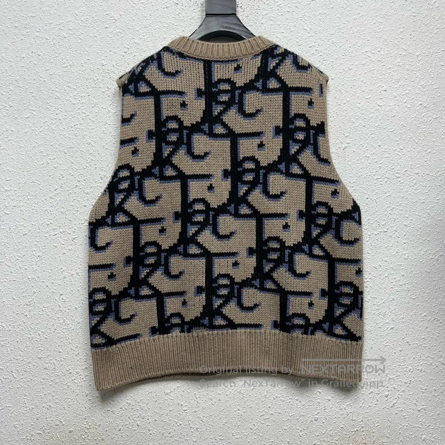 Dior dior x travis scott logo knit vest. Size US XL / EU 56 / 4 - 2 Thumbnail