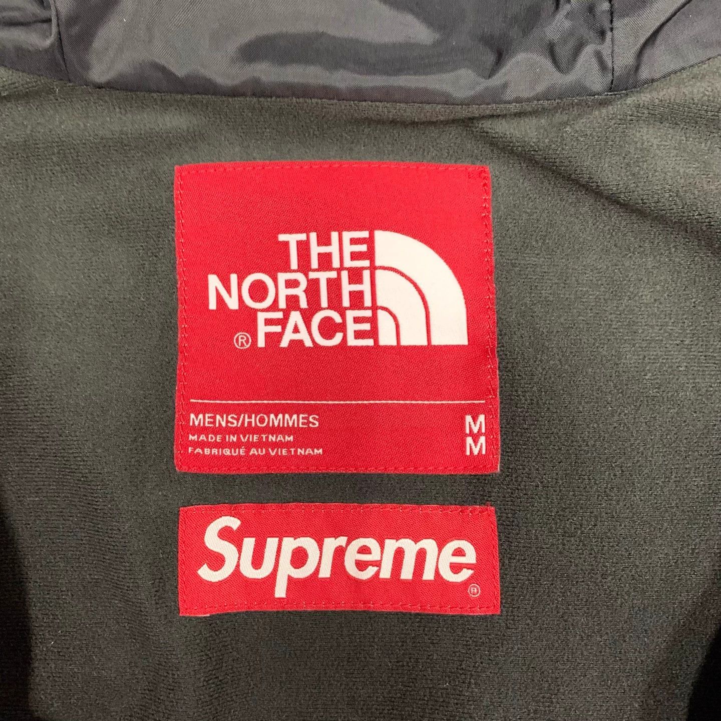 Supreme Supreme x TNF Red Jacket M 95 New Size US M / EU 48-50 / 2 - 6 Thumbnail