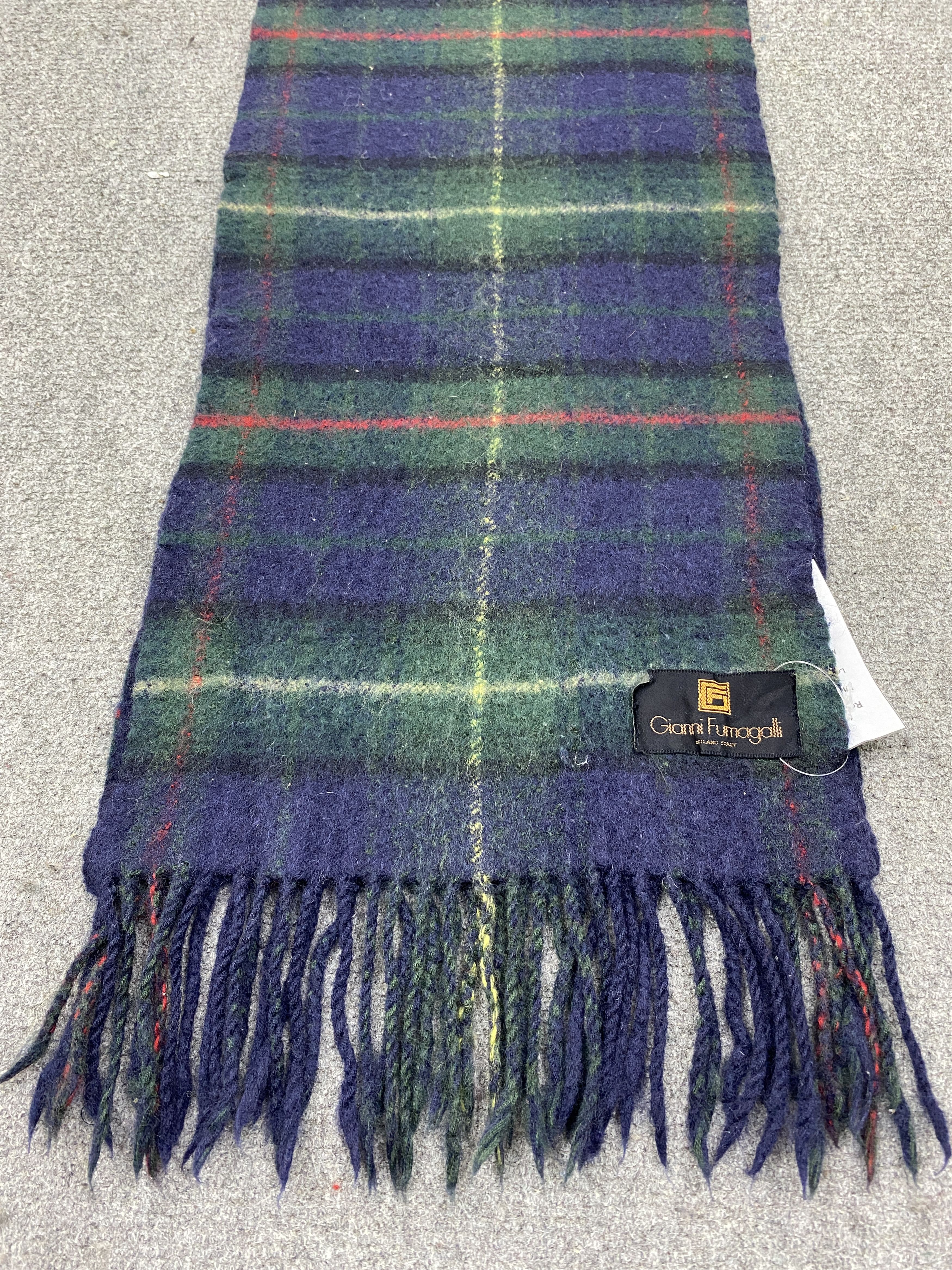 Gianni Valentino Gianni Fumagali Milano Scarf / Muffler / Neckwear SC0237 Size ONE SIZE - 5 Thumbnail