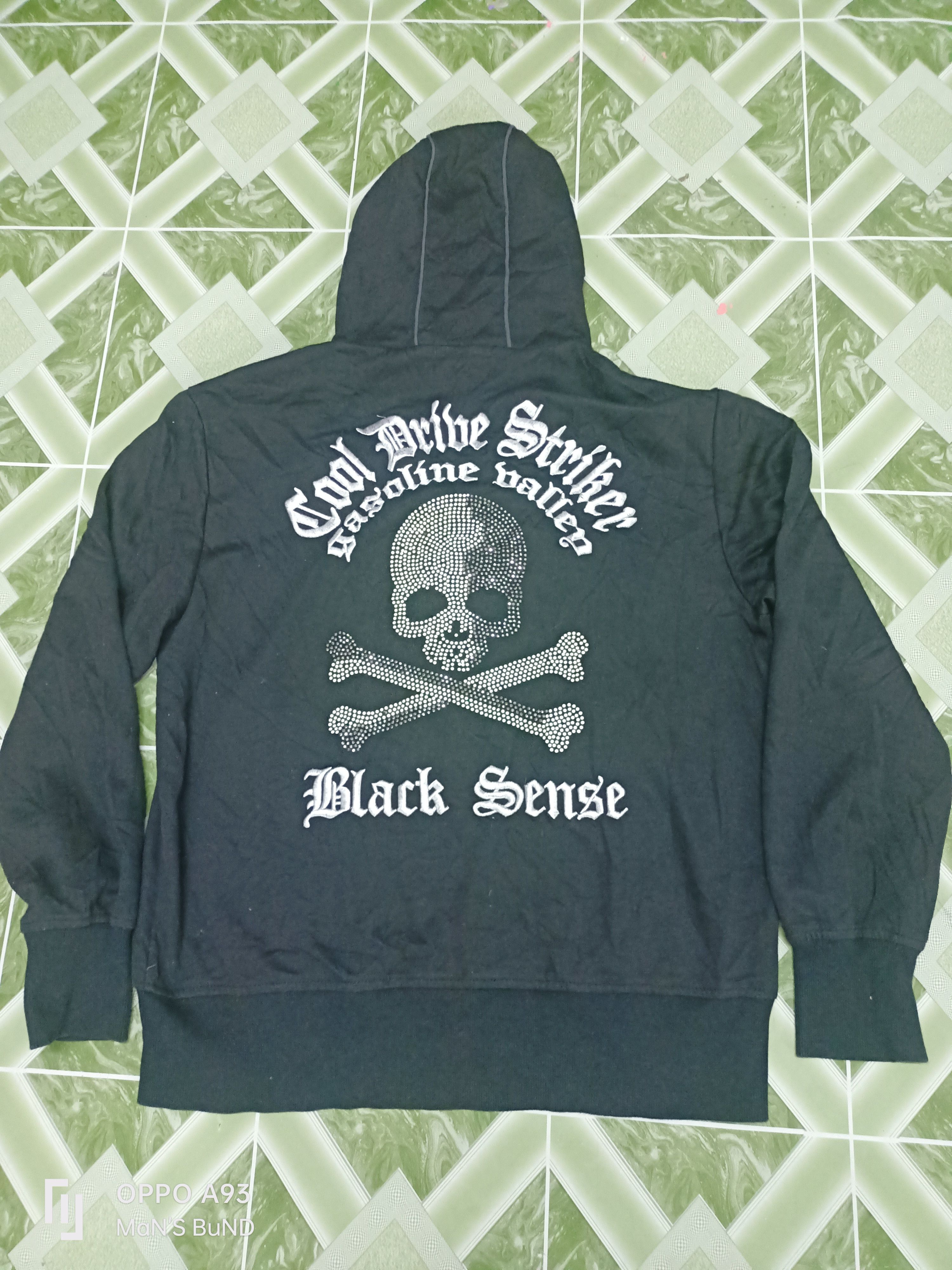 Japanese Brand Japanese Brand BLACK SENSE Hoodies Size US XL / EU 56 / 4 - 1 Thumbnail