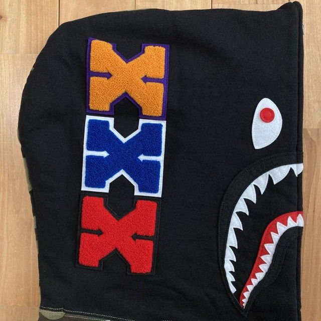 Bape GOD SELECTION XXX × BAPE CAMO Shark Full Zip Hoodie APE Size US XL / EU 56 / 4 - 5 Thumbnail