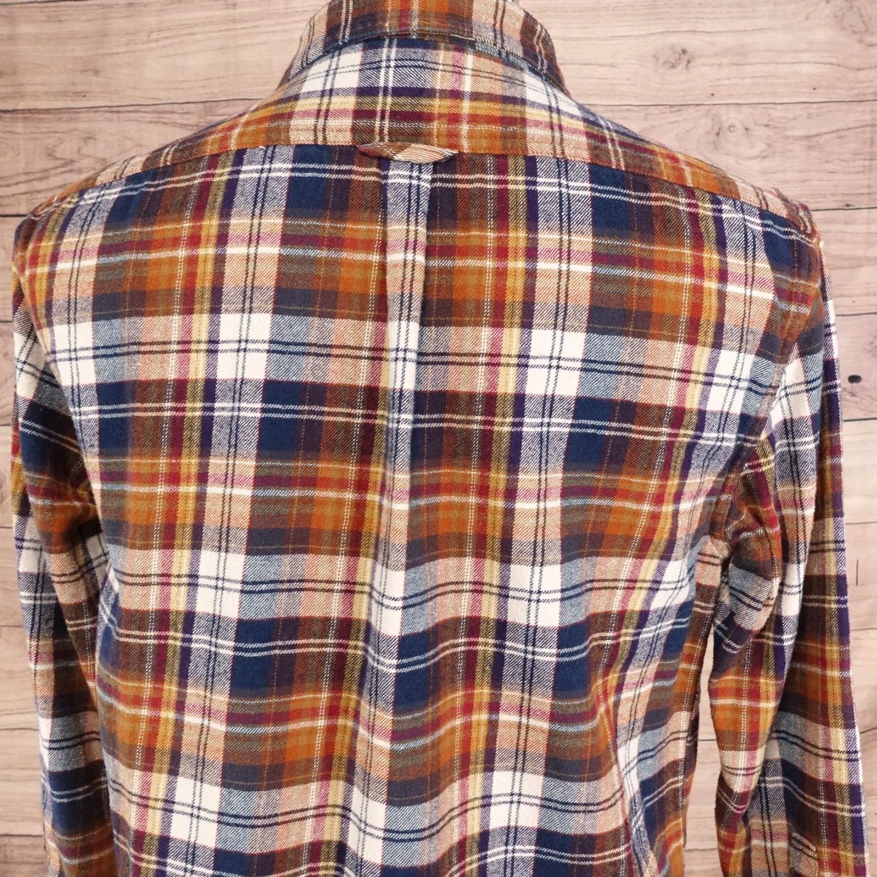 Eddie Bauer Eddie Bauer Shirt Mens M Plaid Flannel Button Front Cotton Multicolor Button-Up Pocket Blues Orange 90s? Size US M / EU 48-50 / 2 - 5 Thumbnail
