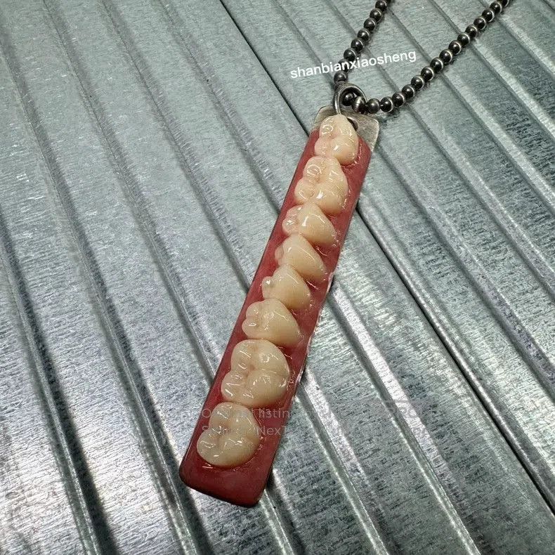 Carol Christian Poell Carol Christian Poell Tooth Necklace. Size ONE SIZE - 2 Thumbnail