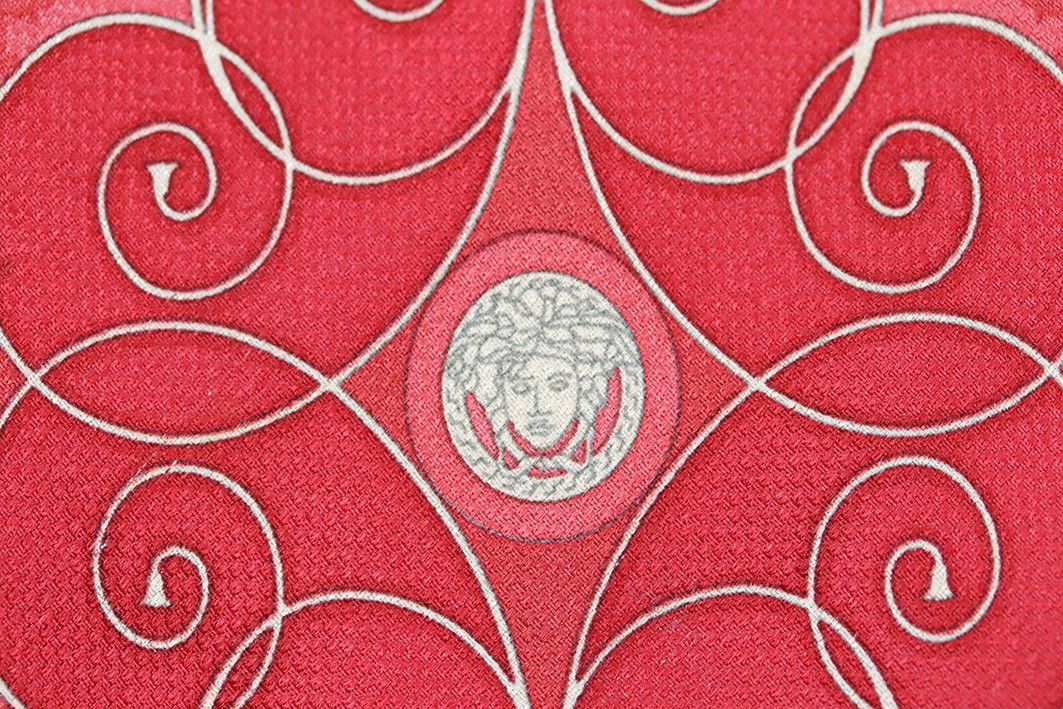 Versace × Vintage Versace Red Baroque Silk Tie with Medusa Emblem Size ONE SIZE - 6 Thumbnail