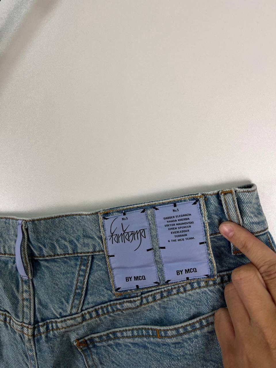 Alexander McQueen Alexander McQueen Fantasma denim size 33 Size US 33 - 3 Thumbnail
