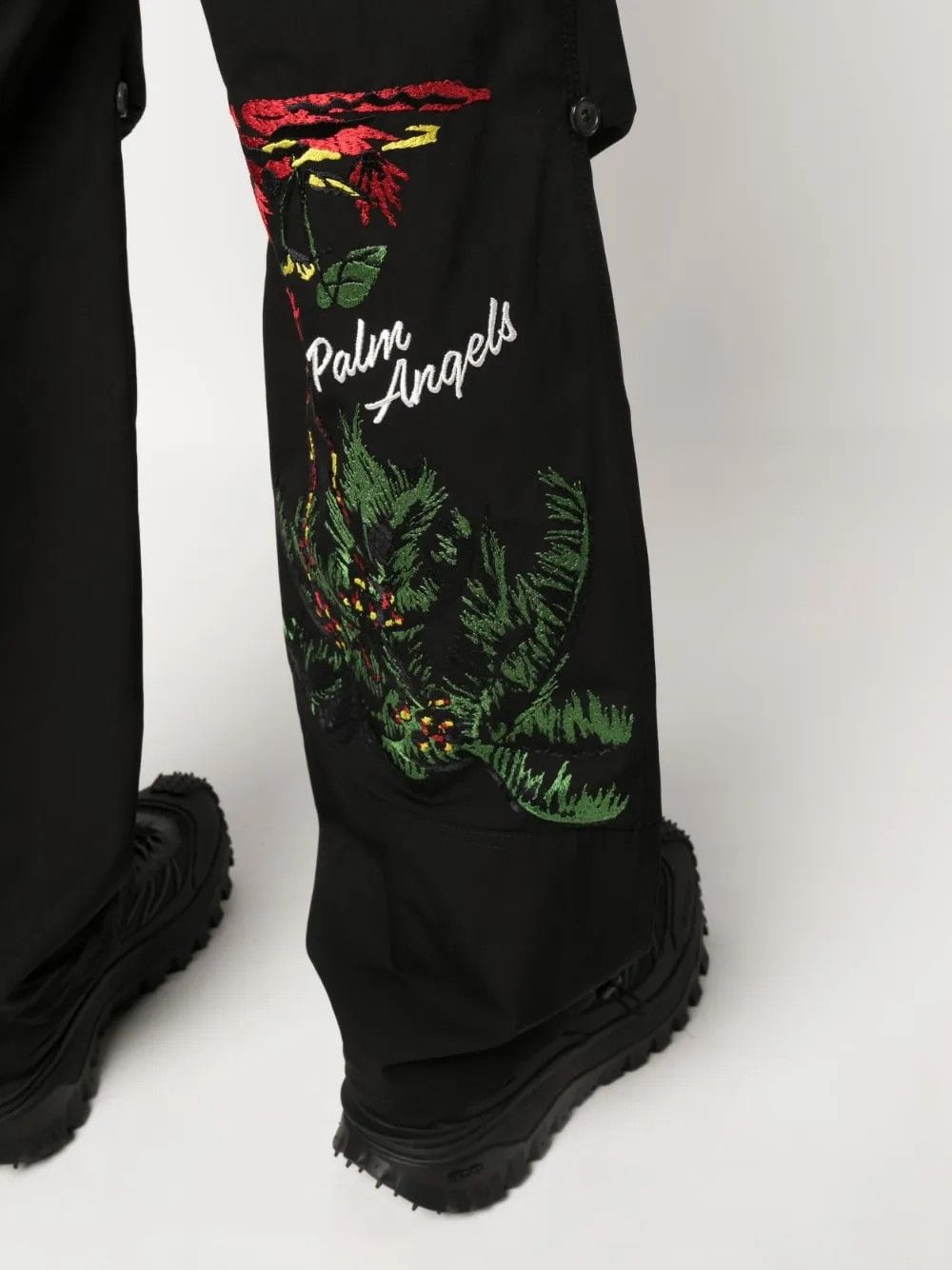 Palm Angels o1y0325 Logo Jogger & Sweatpant in Black Size US 34 / EU 50 - 2 Thumbnail