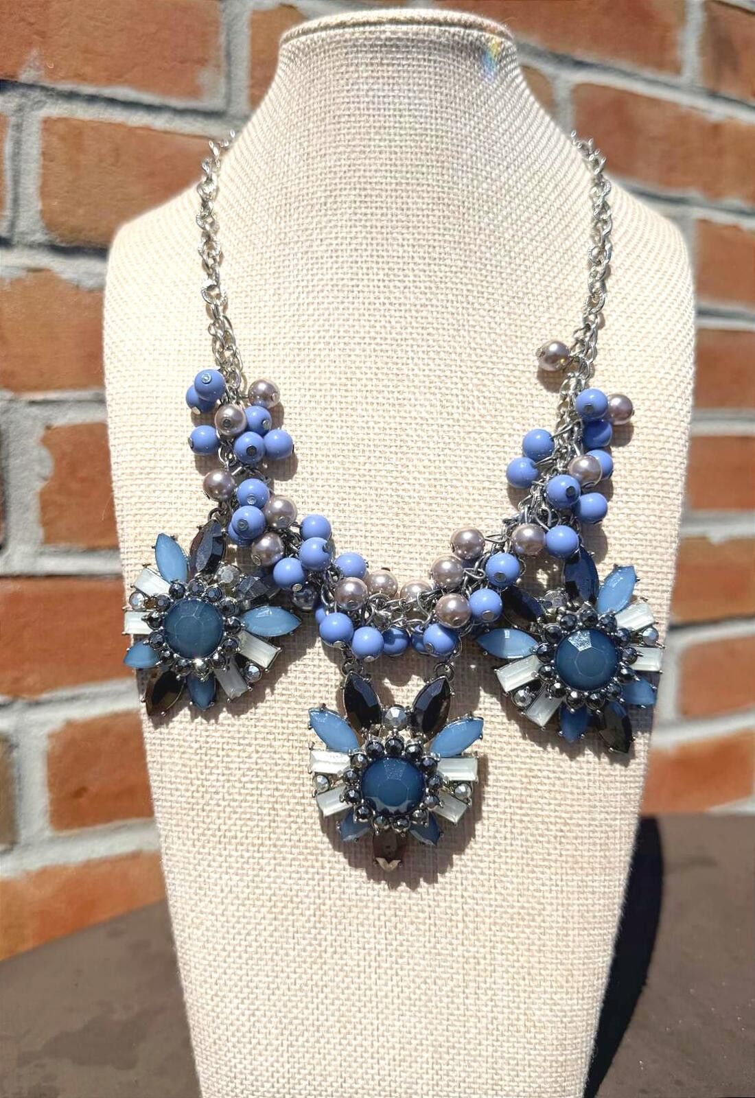 Other NY & Co Blue Floral Statement Necklace Beaded Vintage Y2K Size ONE SIZE - 2 Thumbnail