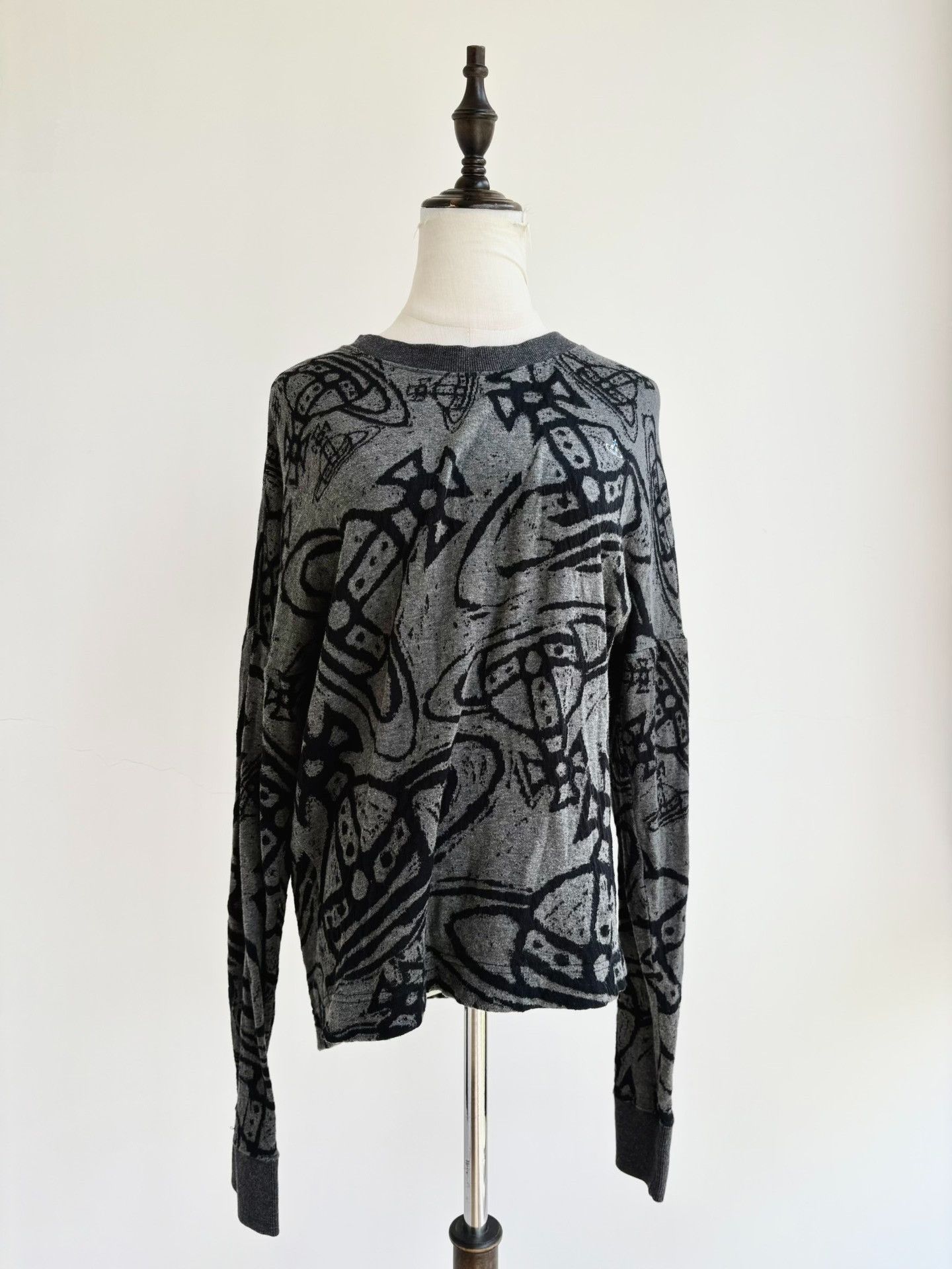 Vivienne Westwood Vivienne Westwood Saturn Print Knit Top Size M / US 6-8 / IT 42-44 - 1 Thumbnail