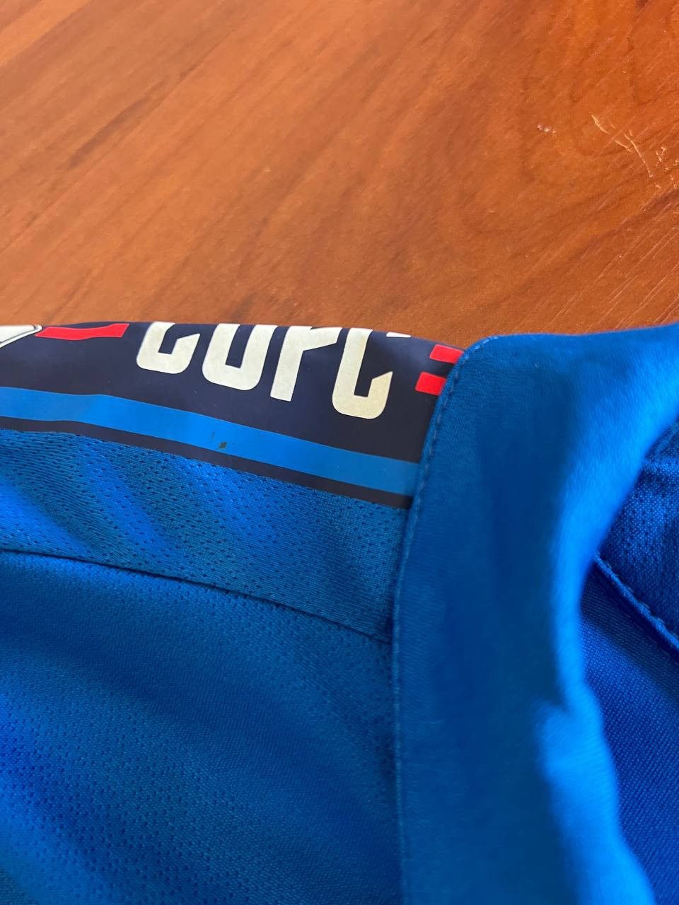 Errea NEW! 2021/22 CARLISLE UNITED TRAINING SOCCER JERSEY SHIRT M Size US M / EU 48-50 / 2 - 13 Thumbnail