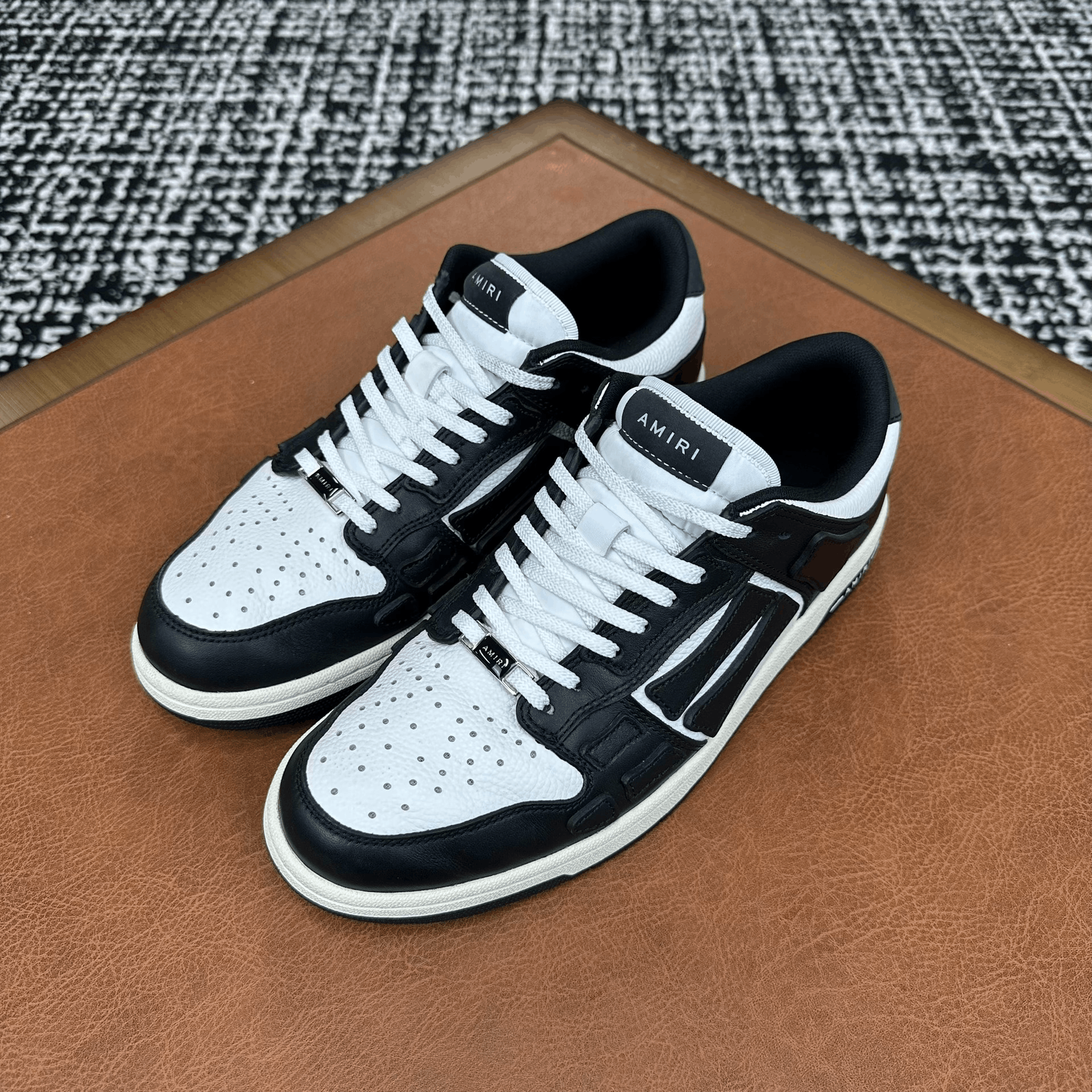 Amiri Amiri Leather Black Lowtop Sneakers 10 Men Size US 10 / EU 43 - 1 Thumbnail