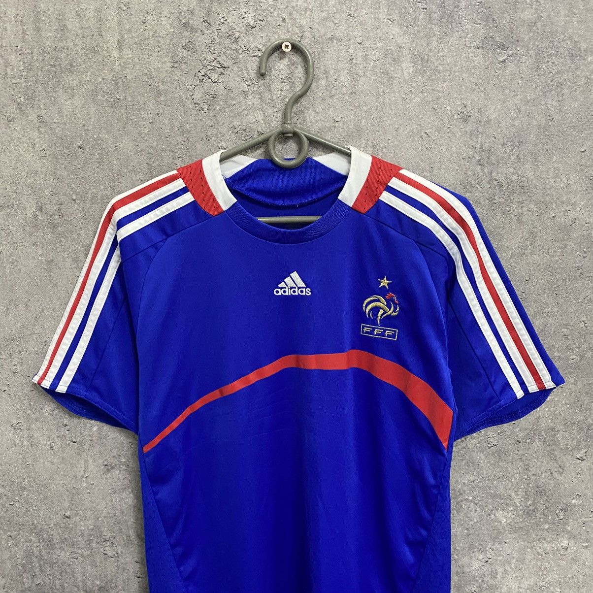Adidas Adidas France 2007-08 vintage football jersey home T-Shirt Size US M / EU 48-50 / 2 - 4 Thumbnail