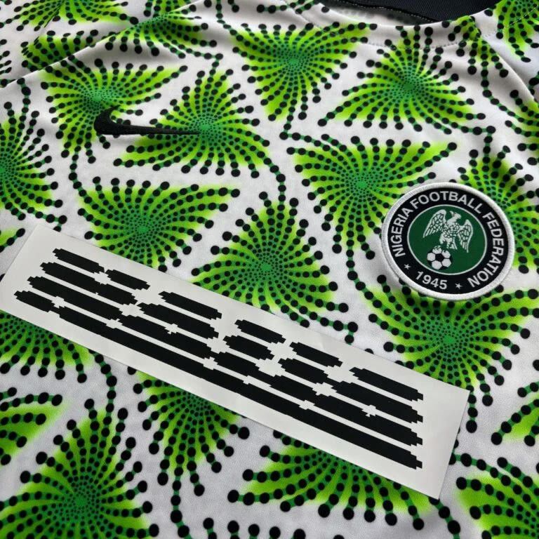 Nike NEW Nigeria 2022-23 Pre-Match training football jersey M Size US M / EU 48-50 / 2 - 3 Thumbnail