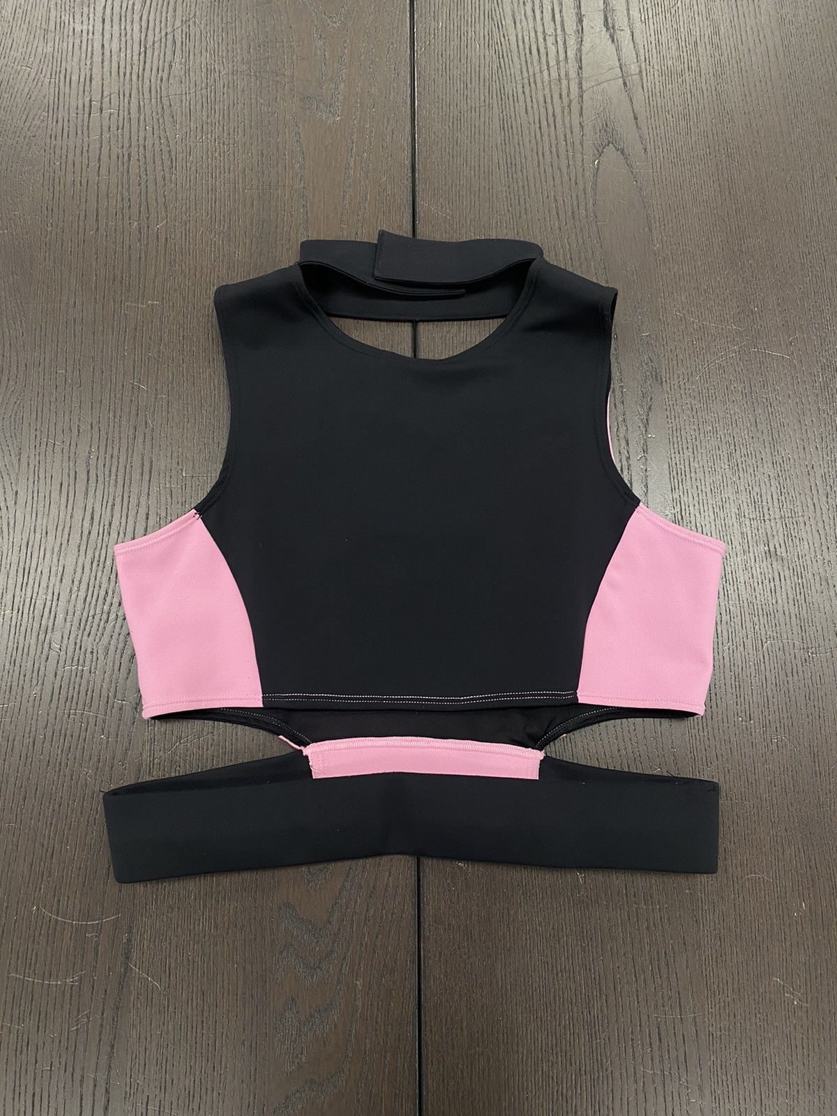 Ambush Design × Nike Nike x Ambush Crop Top Flamingo/Black Size M / US 6-8 / IT 42-44 - 2 Thumbnail
