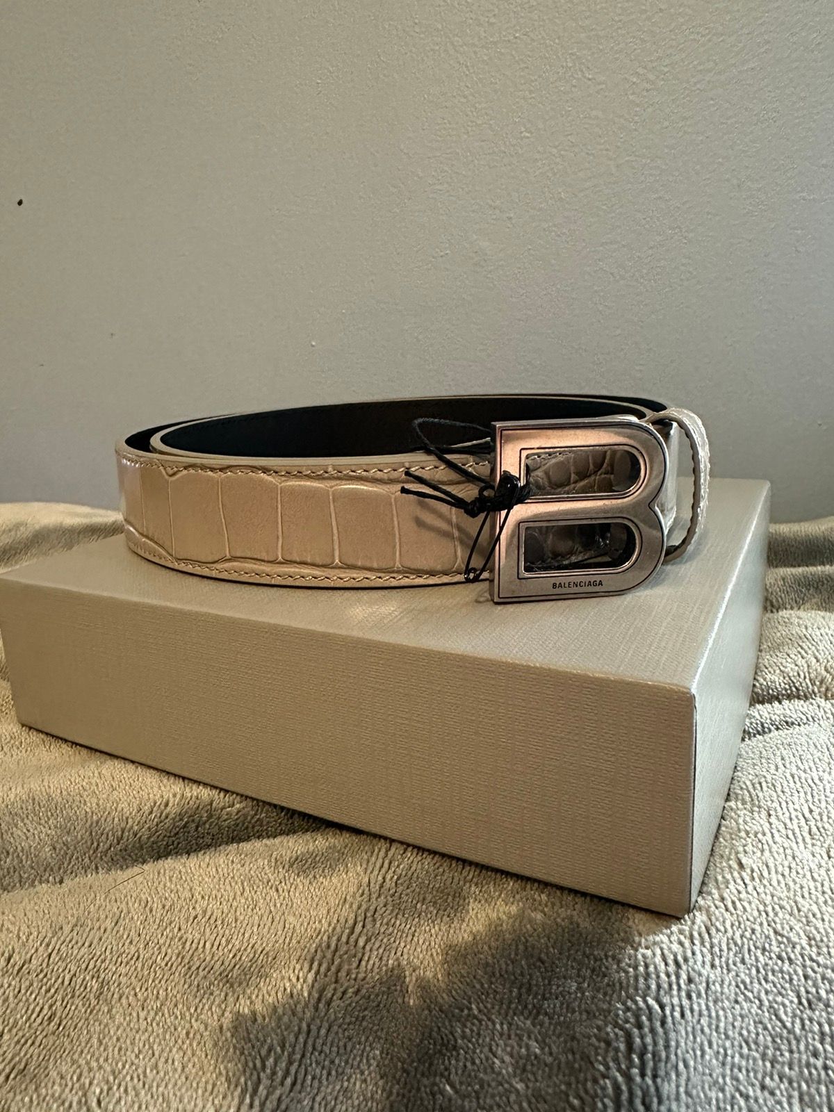 Pre-owned Balenciaga Fossil Grey Embossed Croc Belt