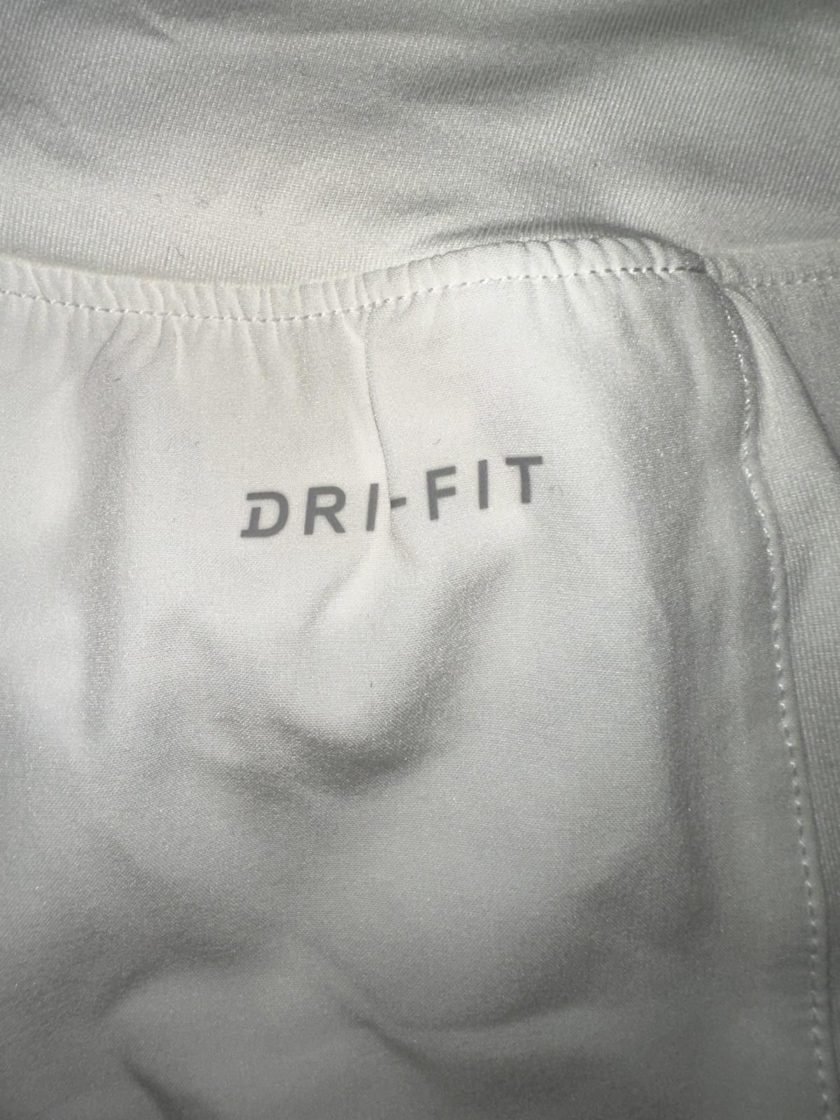 Nike Nike Women's Flex Pure White Short Size 26" / US 2 / IT 38 - 6 Thumbnail