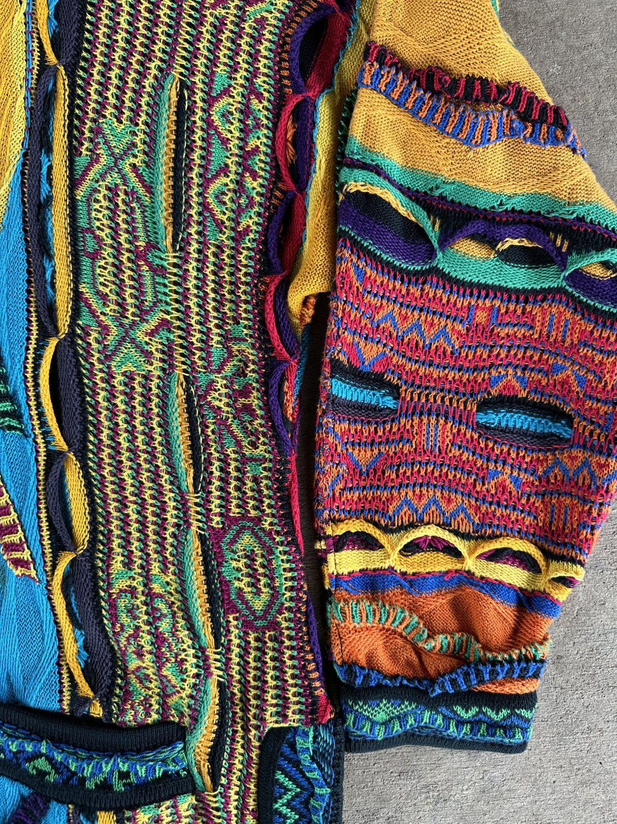Coogi × Man Made In Australia × Vintage Vintage COOGI Australia Women’s 90s 3D Knit Medium Sweater Size M / US 6-8 / IT 42-44 - 3 Thumbnail