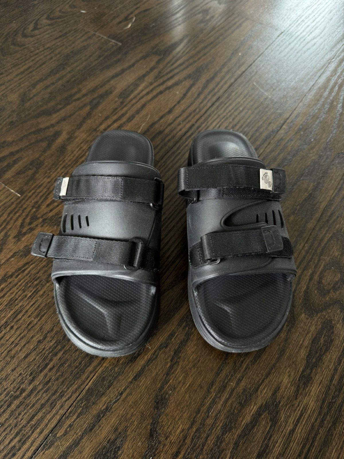 Suicoke Slides