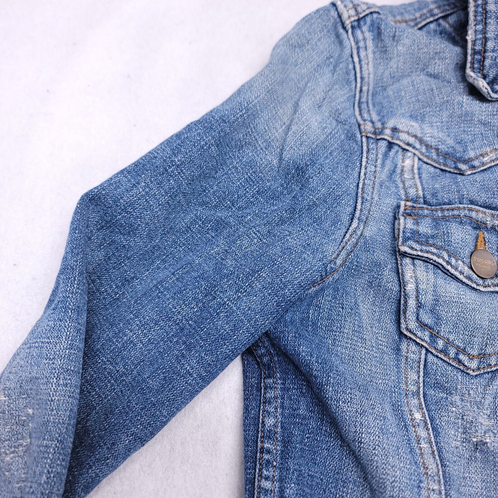 Mossimo Mossimo Casual Button Up Denim Jacket Womens Size M Blue Size M / US 6-8 / IT 42-44 - 4 Thumbnail