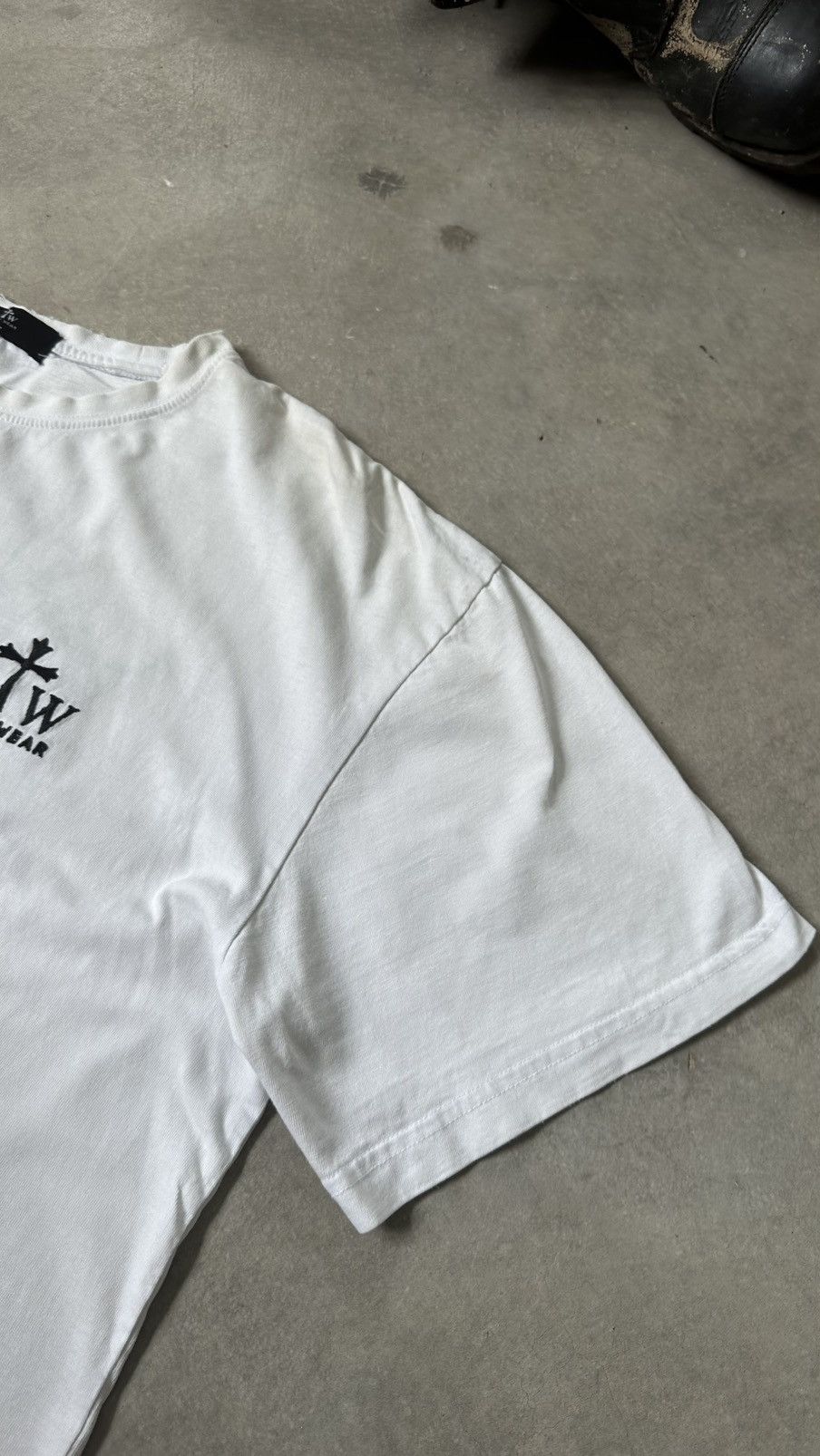 Japanese Brand VINTAGE ARTIST WEAR ATW GRAFITTI SUKAJAN TEE Size US L / EU 52-54 / 3 - 4 Thumbnail