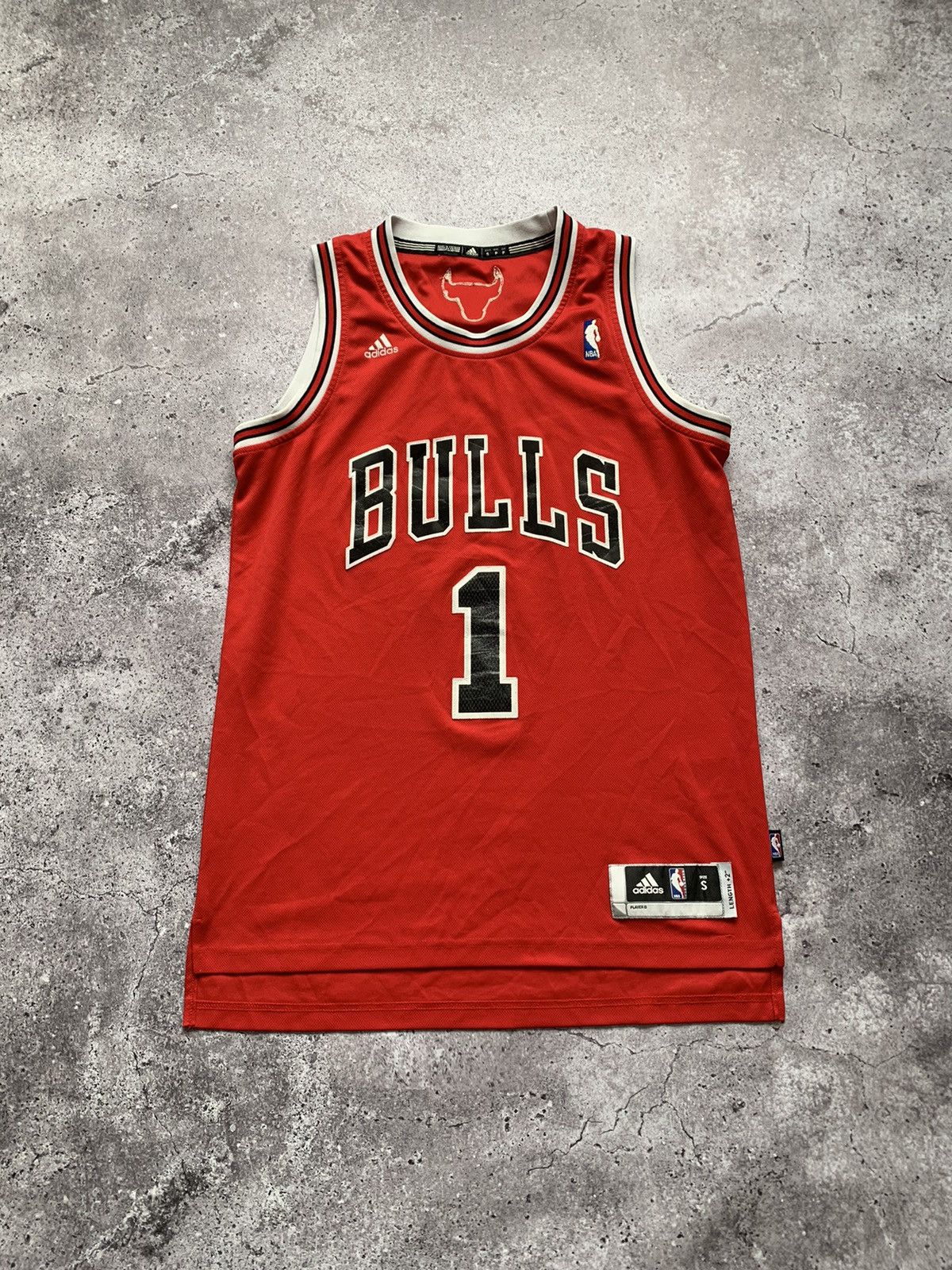 Adidas × NBA 🔥CHICAGO BULLS 2012 DERRICK ROSE #1 ADIDAS NBA JERSEY Size US M / EU 48-50 / 2 - 2 Thumbnail