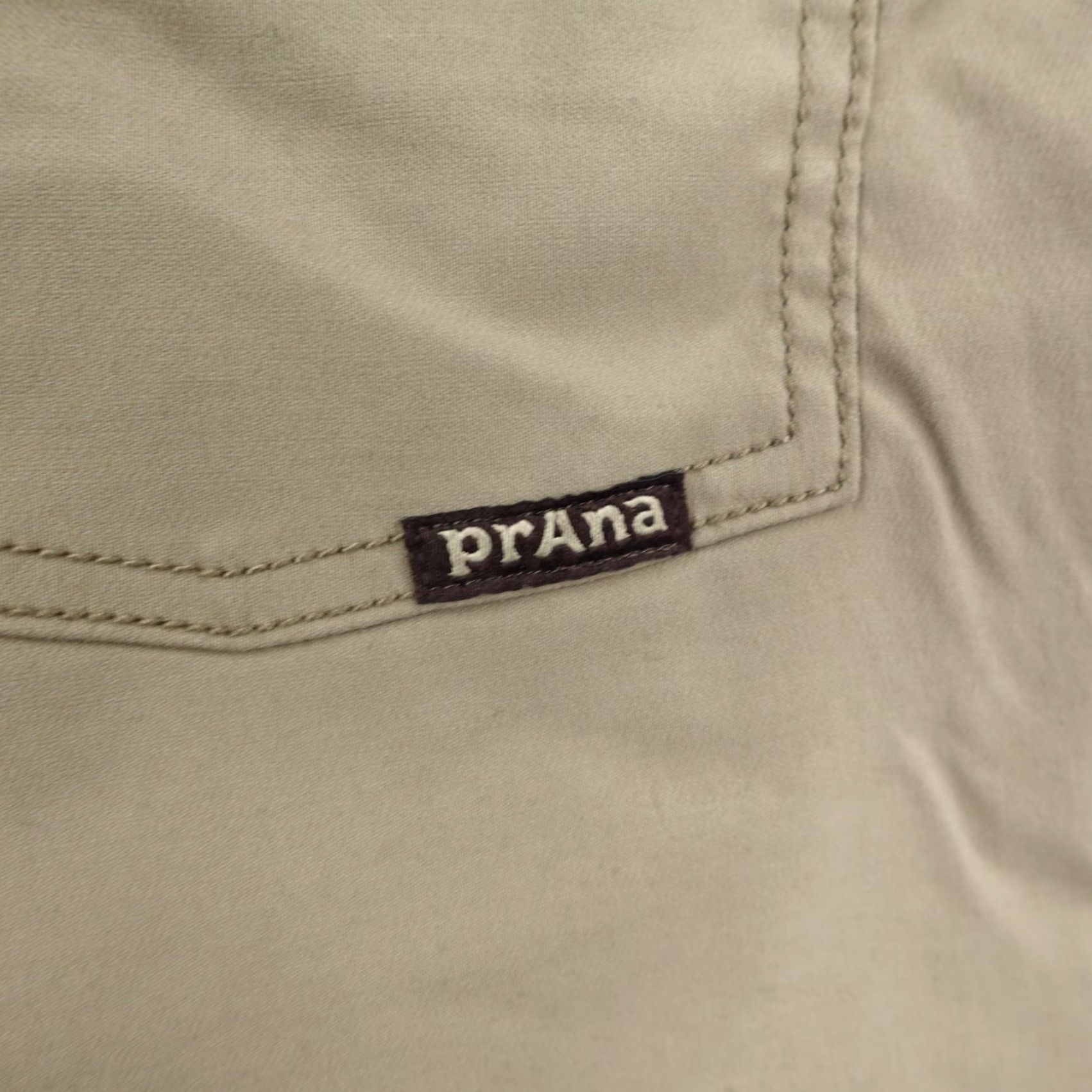 Prana Prana Shorts Mens 40 Khaki Beige Tan Brion 9" Inseam Performance Chino Hiking Size US 40 / EU 56 - 5 Thumbnail