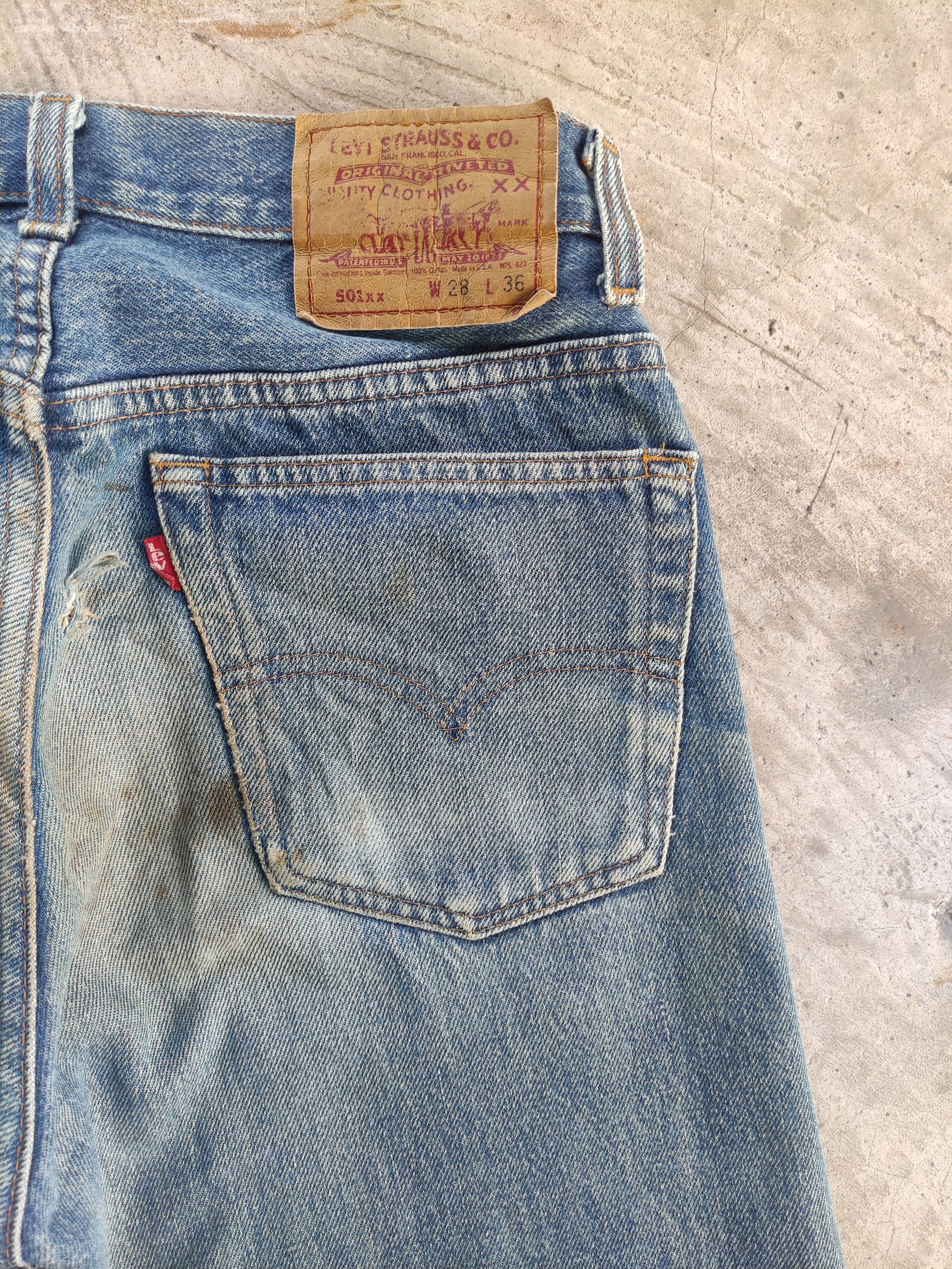 Levi's Vintage Levis 501 usa Button Jean Distressed Faded Denim Size US 28 / EU 44 - 13 Thumbnail