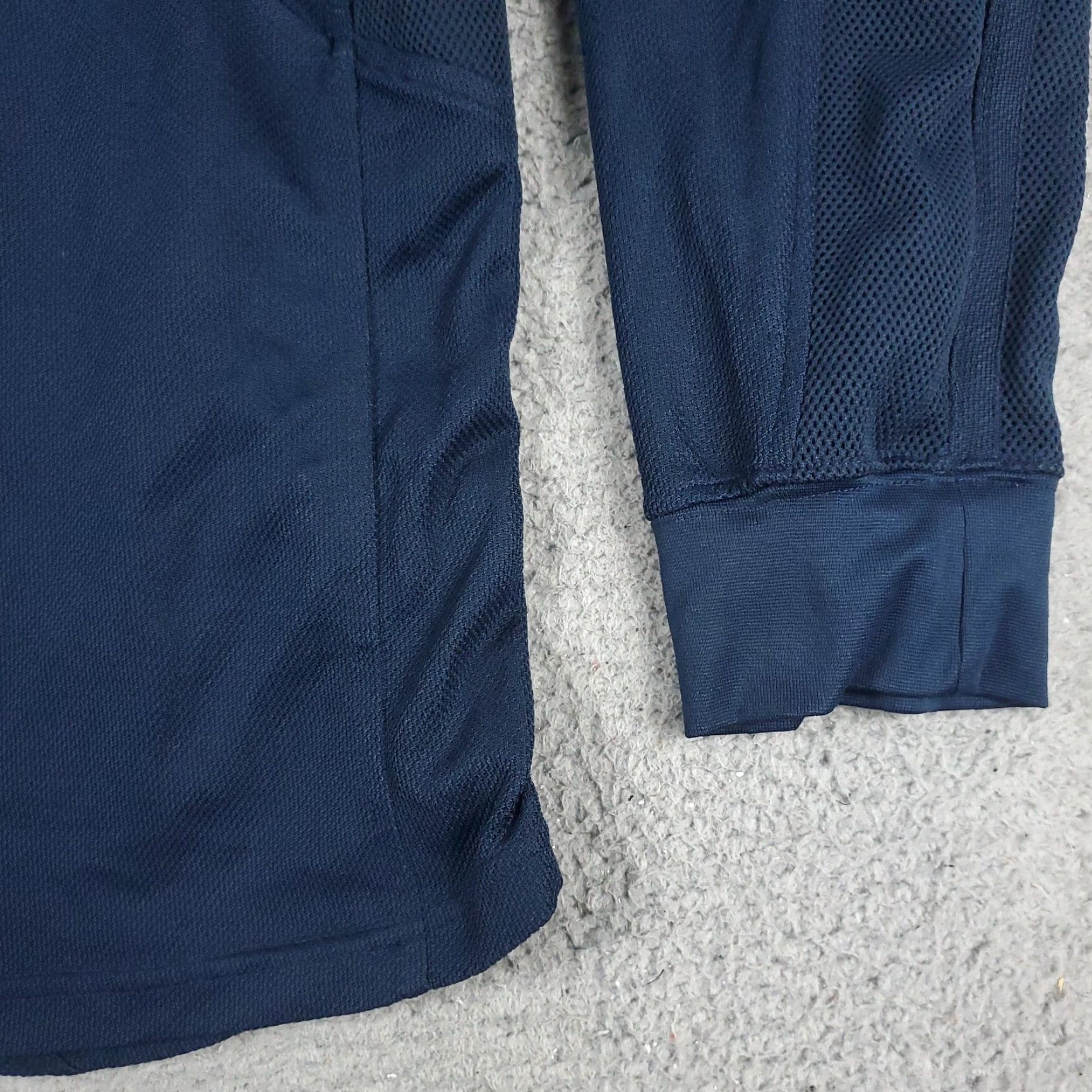 Nike Nike T Shirt Mens Large Blue Vintage Y2K Swoosh Active Pullover Long Sleeve T-Shirt Nike Dri-Fit Pullover Shirt Size US L / EU 52-54 / 3 - 4 Thumbnail