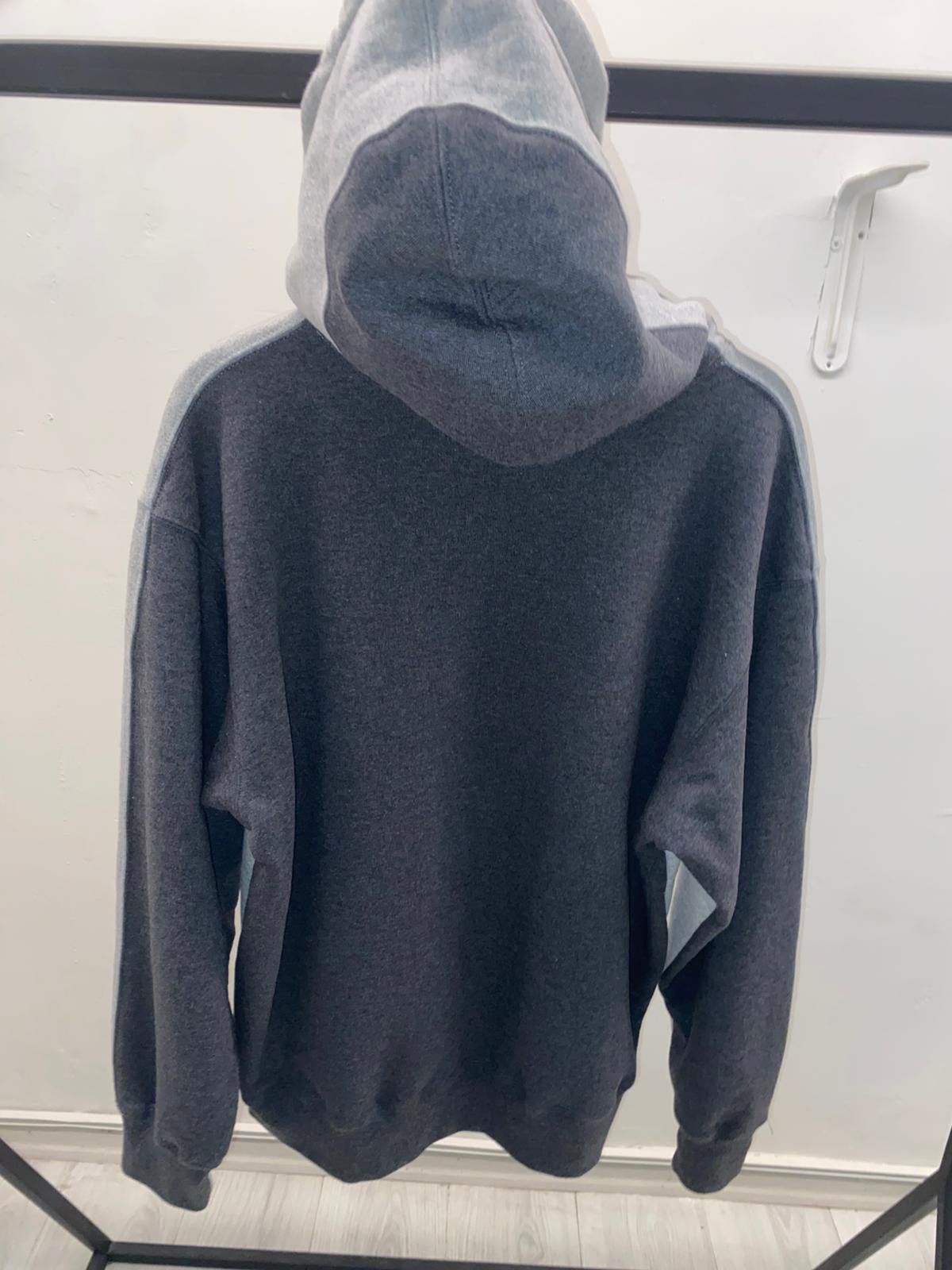 Supreme Supreme Hoodie with Logo Grey Size US M / EU 48-50 / 2 - 2 Thumbnail