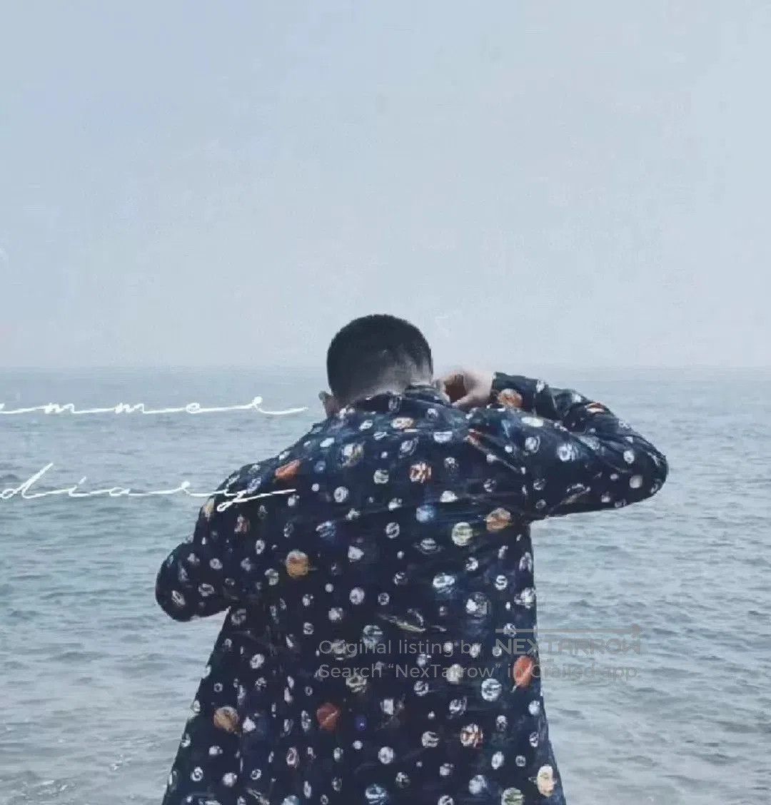 Louis Vuitton Louis Vuitton Limited Space Planet Long Sleeve Shirt. Size US M / EU 48-50 / 2 - 8 Thumbnail