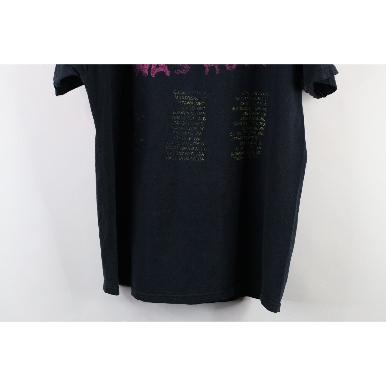 Vintage Vintage Y2K 2006 Faded Retro Guns N Roses Band T-Shirt Size US XL / EU 56 / 4 - 14 Thumbnail