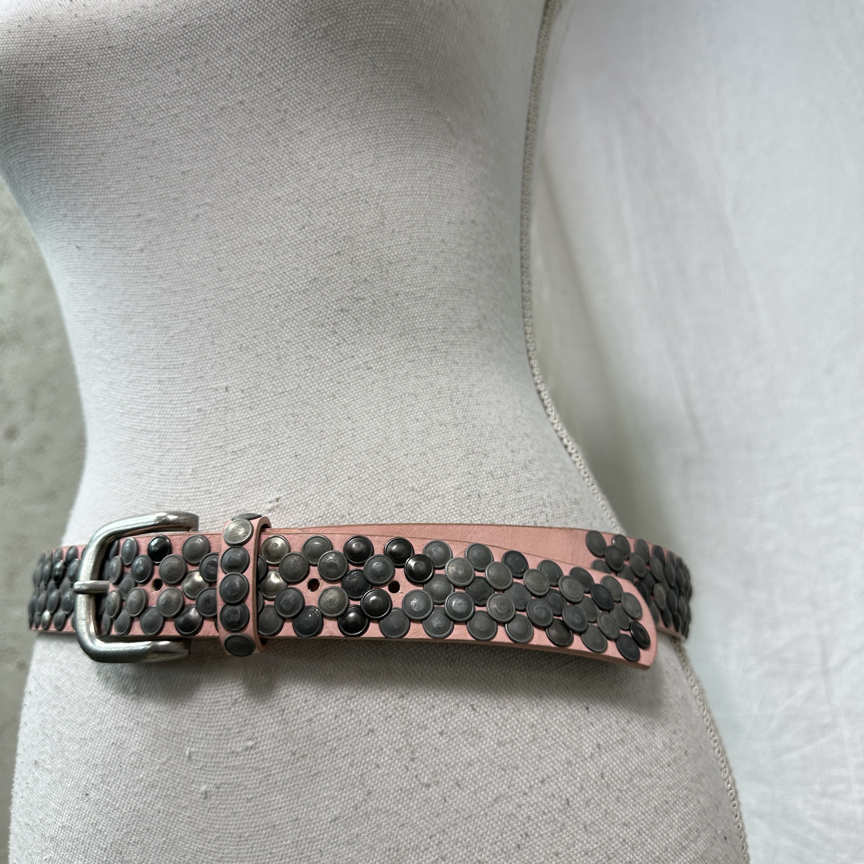 Vintage Vintage Avant Garde Pink Studded Grunge Belt 00s Size ONE SIZE - 6 Thumbnail