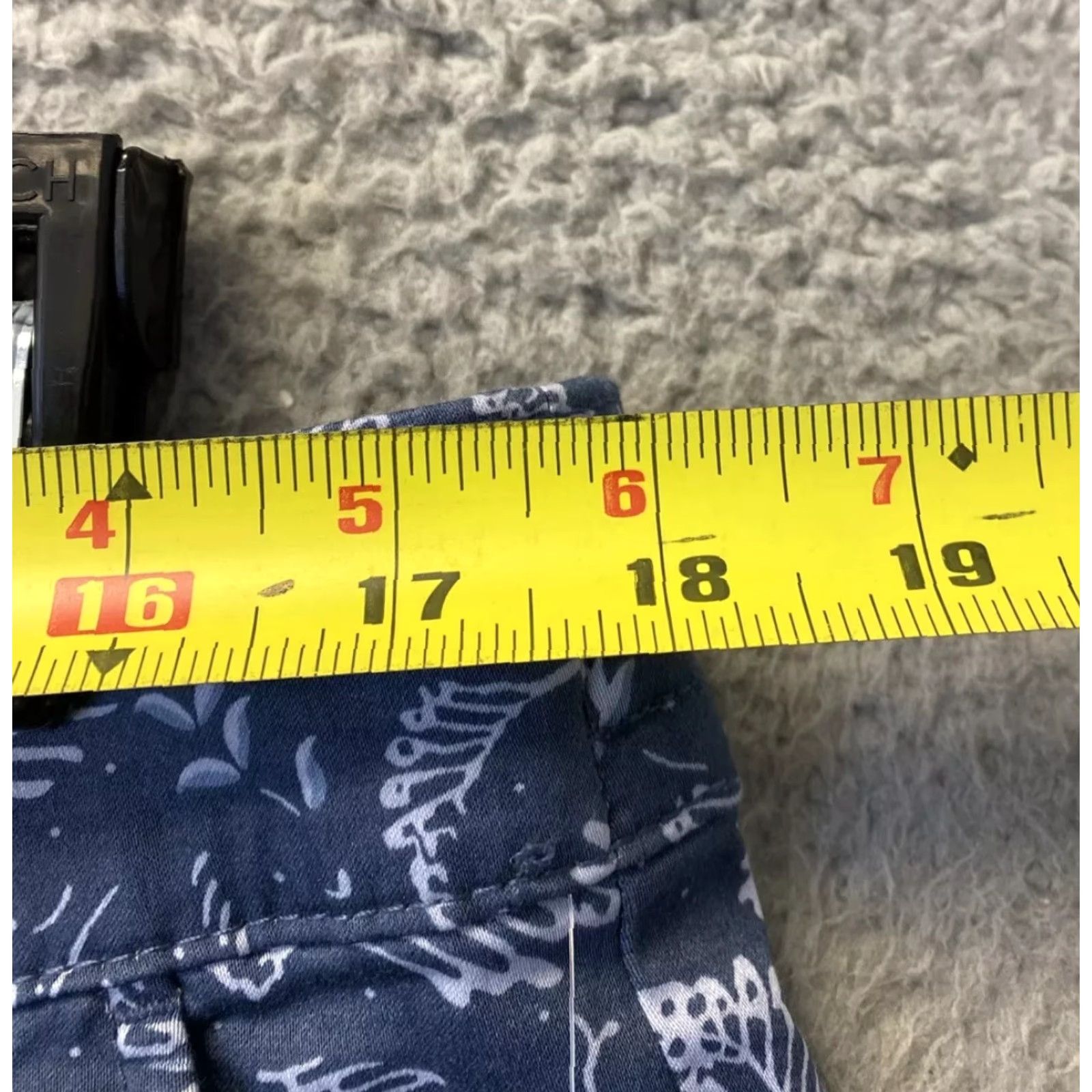 Vintage VINTAGE not applicable here; JACHS Girlfriend Shorts - Women - Short - Adult XL - Blue Floral Stretch Satin Chino - Womens 33-85 Size 40" / US 18 - 5 Thumbnail