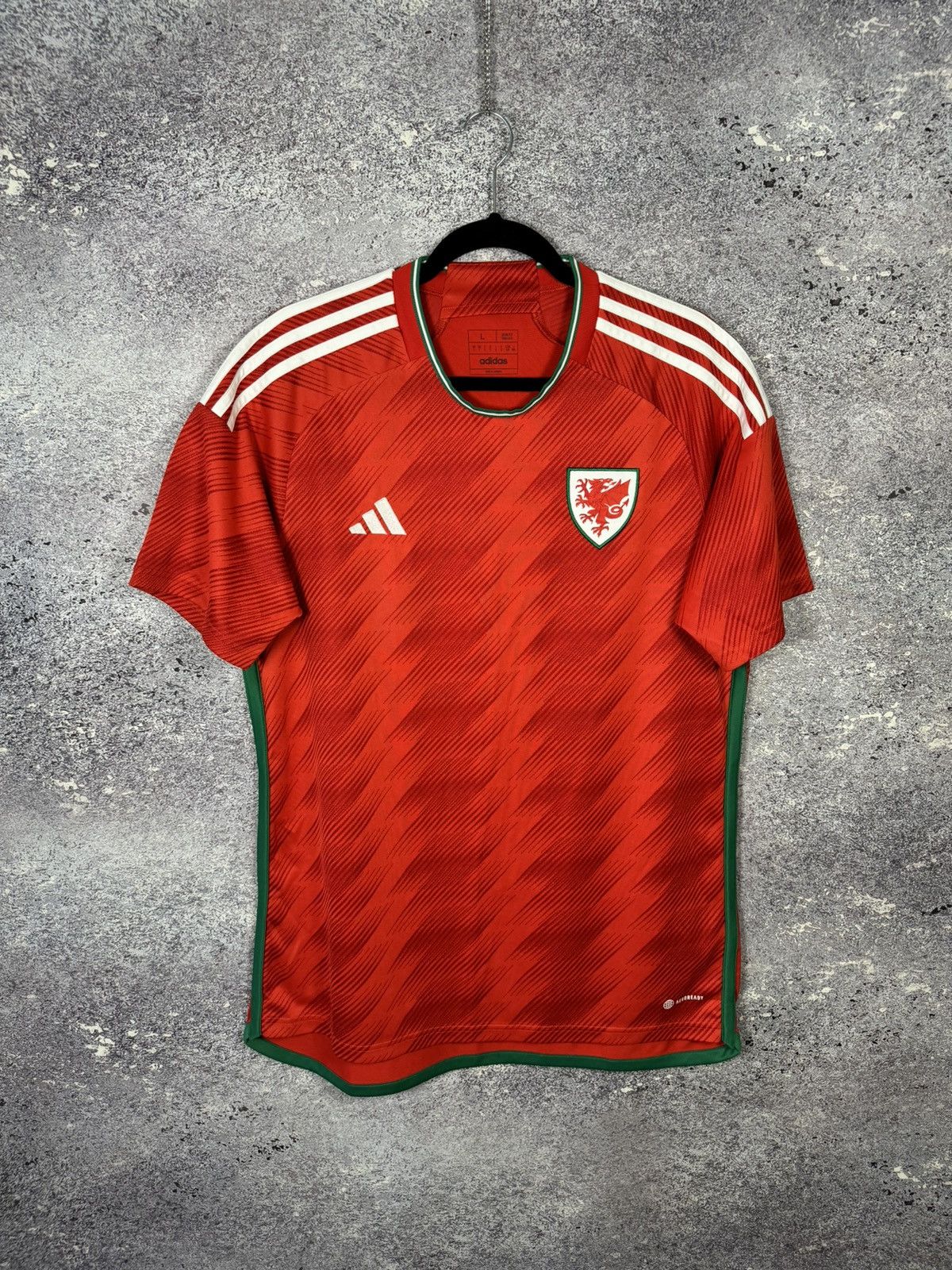 Adidas Wales National Team 2022 Adidas Soccer Jersey Large Size US L / EU 52-54 / 3 - 1 Thumbnail