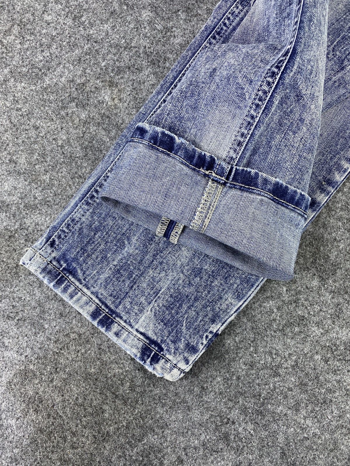 Diesel × Jean Diesel Kid Distressed Blue Wash Jeans - J1072 Size US 27 - 15 Thumbnail