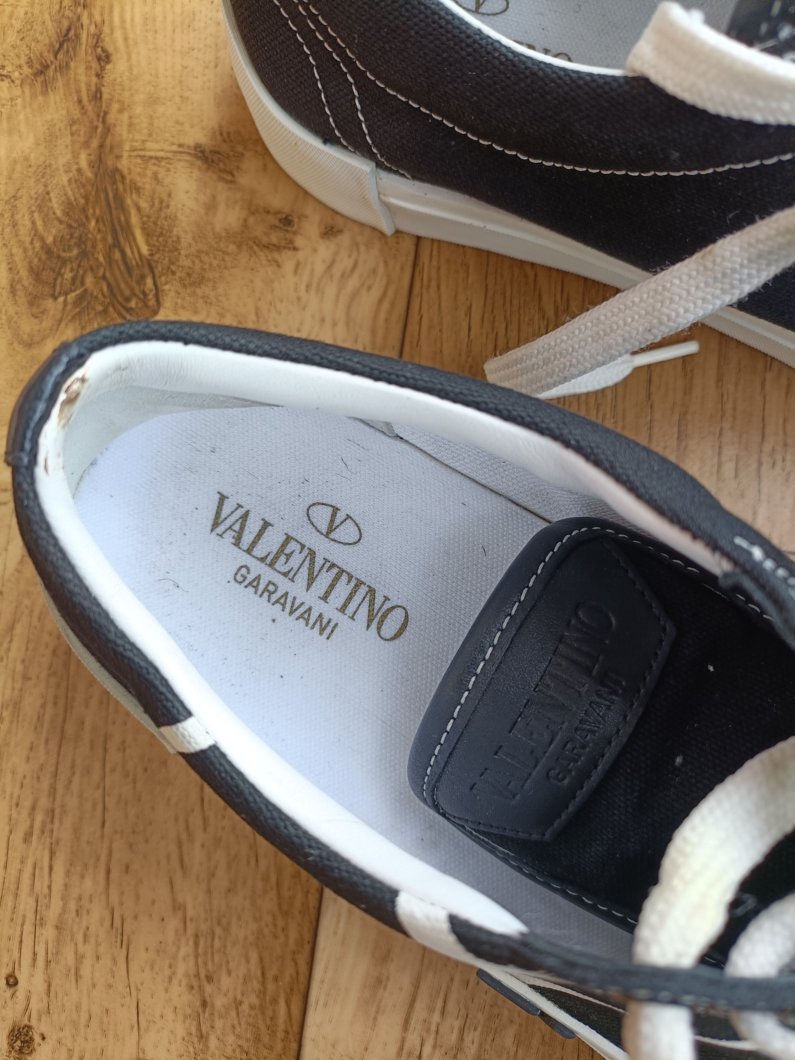 Valentino Valentino Garavani Canvas Sneakers Size US 8 / EU 41 - 7 Thumbnail