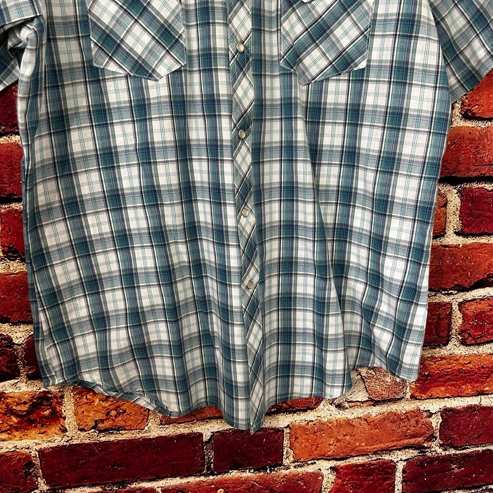 Wrangler Men’s wrangler, button-down size large Size US L / EU 52-54 / 3 - 3 Thumbnail